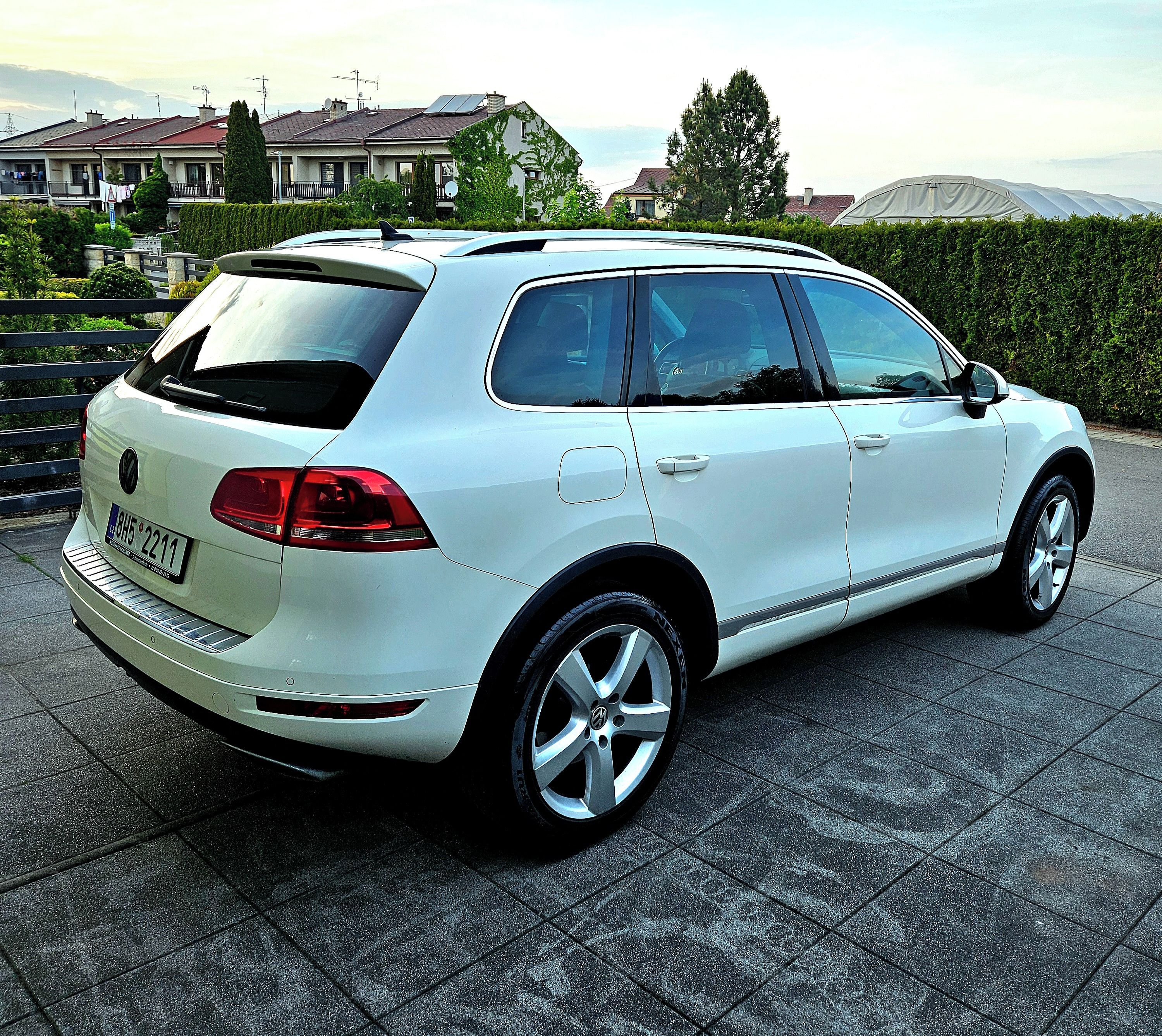 Volkswagen Touareg, 3.0TDI, NOVÉ ROZVODY,TOP STAV! - fotka 4