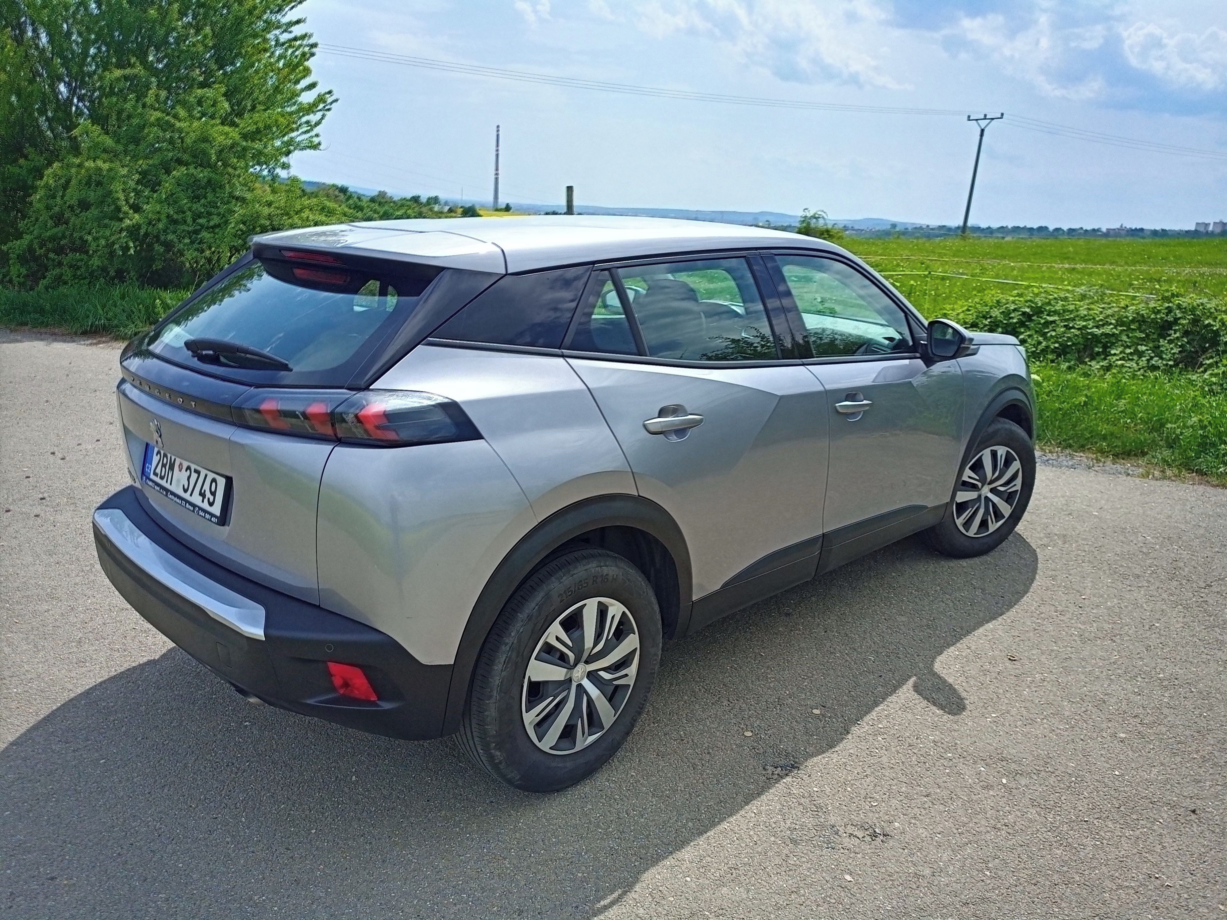 Peugeot 2008, 2008 ACTIVE1.2 Pure Tech 100 S - fotka 3