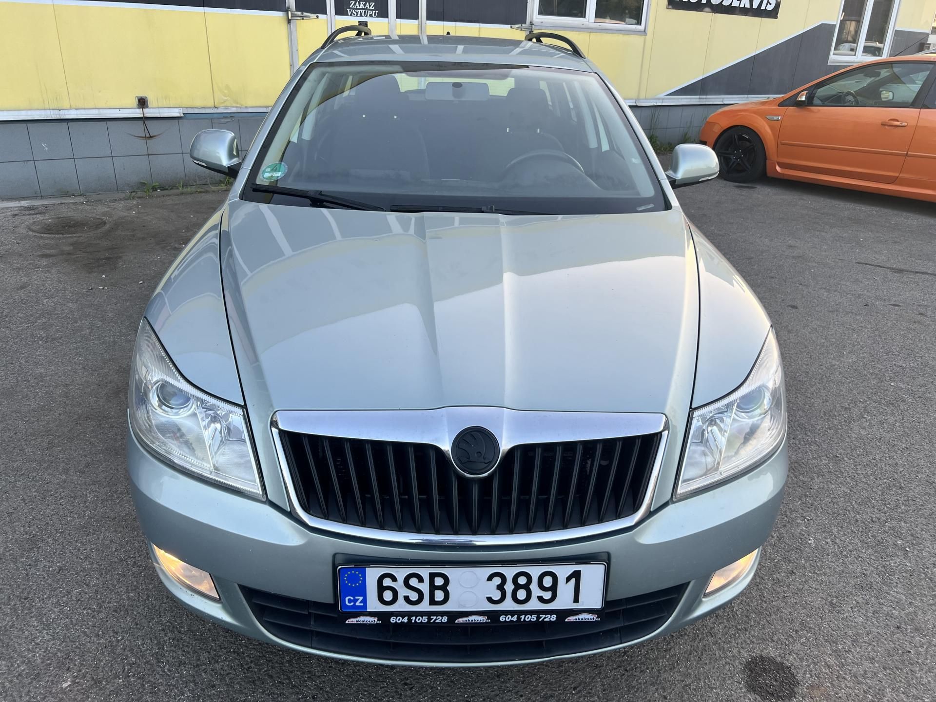 Škoda Octavia, 1.4TSI 90KW,DSG,TZ,ELEGANCE - fotka 2