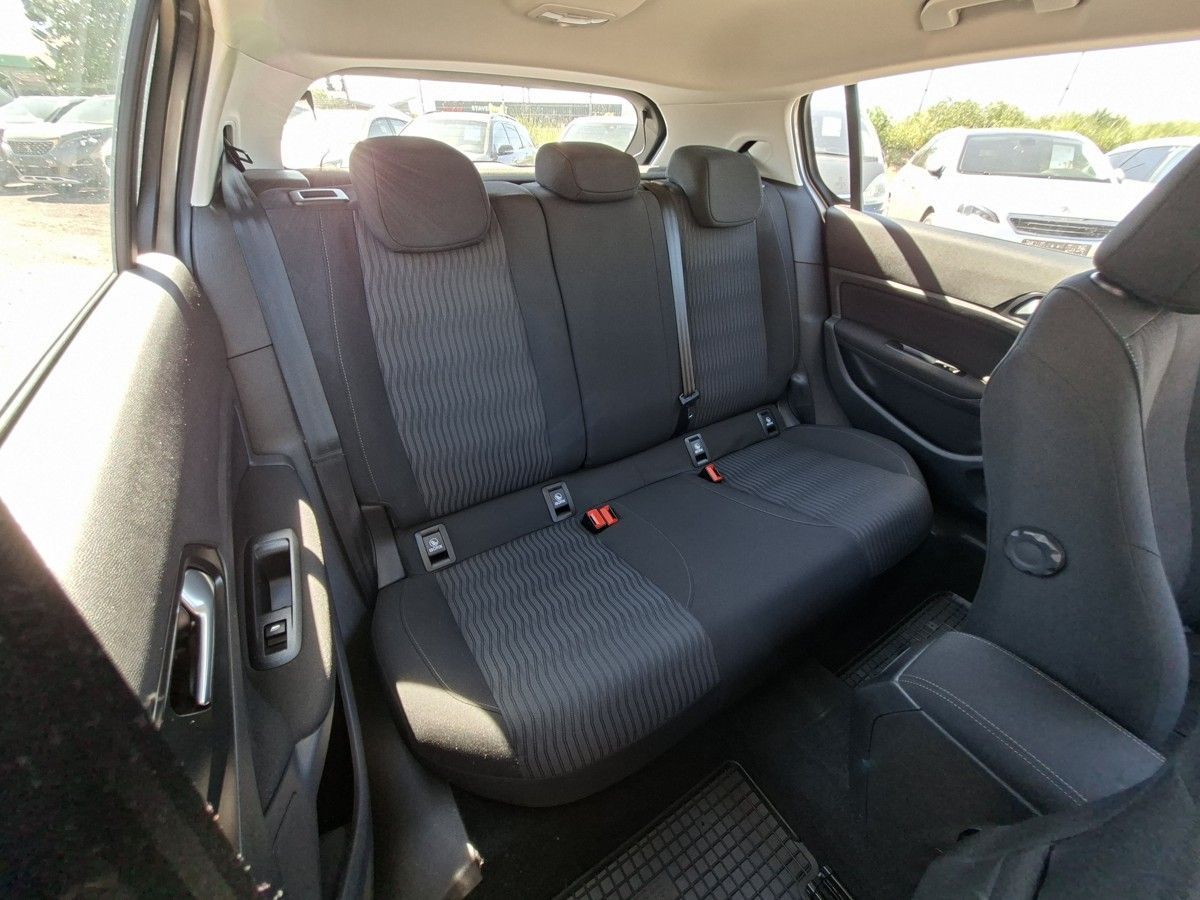 Peugeot 308, ACTIVE 1.6 BHDI 100k M5 - fotka 5