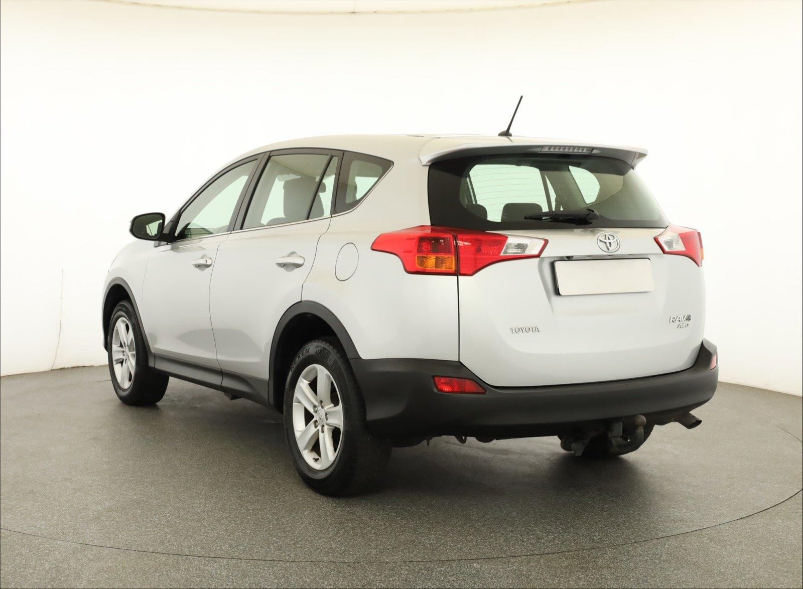 Toyota Rav4, 2.2 D-4D, 4X4, Automat - fotka 4