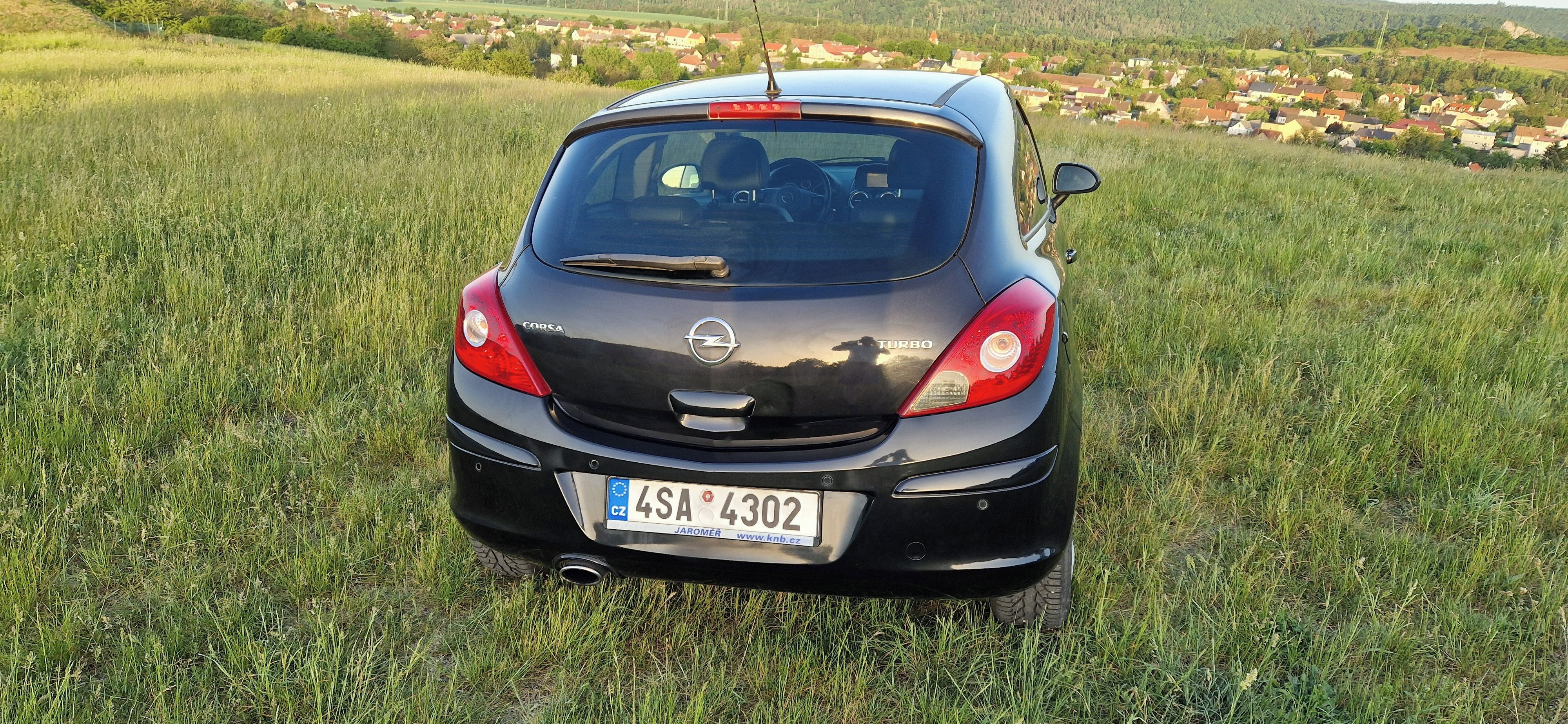 Opel Corsa, Opel Corsa 1,4T 2014 - fotka 4
