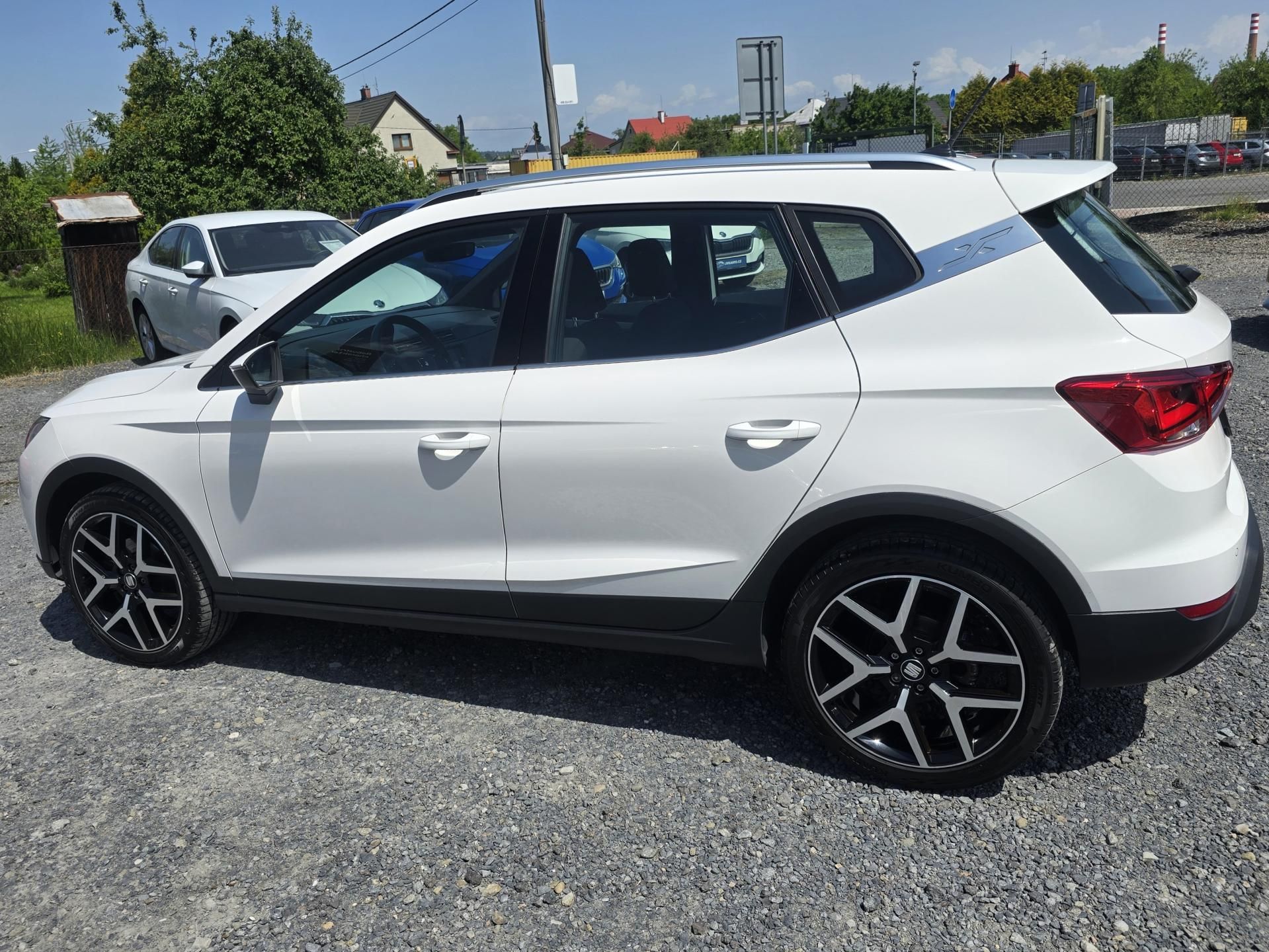 Seat Arona, FR 1.5 TSI 110KW FULL LED NAVI - fotka 3