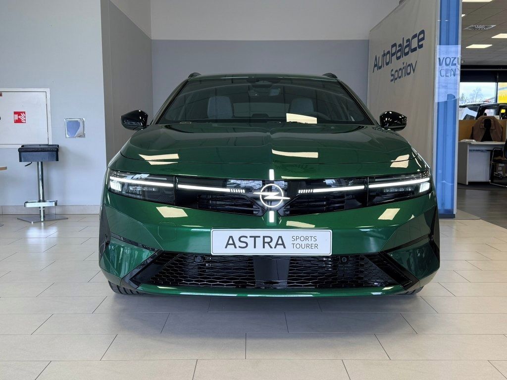 Opel Astra, Nová Astra ST Edition Hybrid - fotka 2