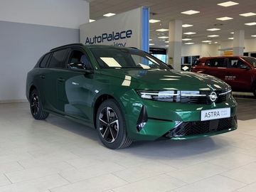 Nová Astra ST Edition Hybrid