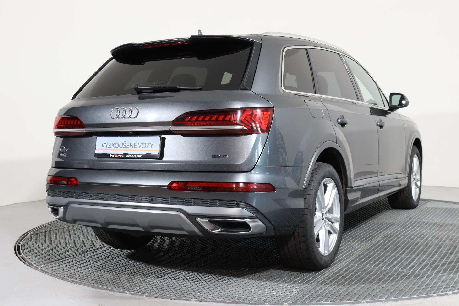 Audi Q7, S-line 50 TDI quattro 210kW - fotka 2