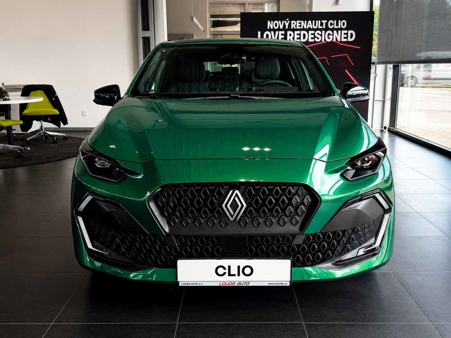 Renault Clio, Evolution TCe 115  1,2 84 kW - fotka 2