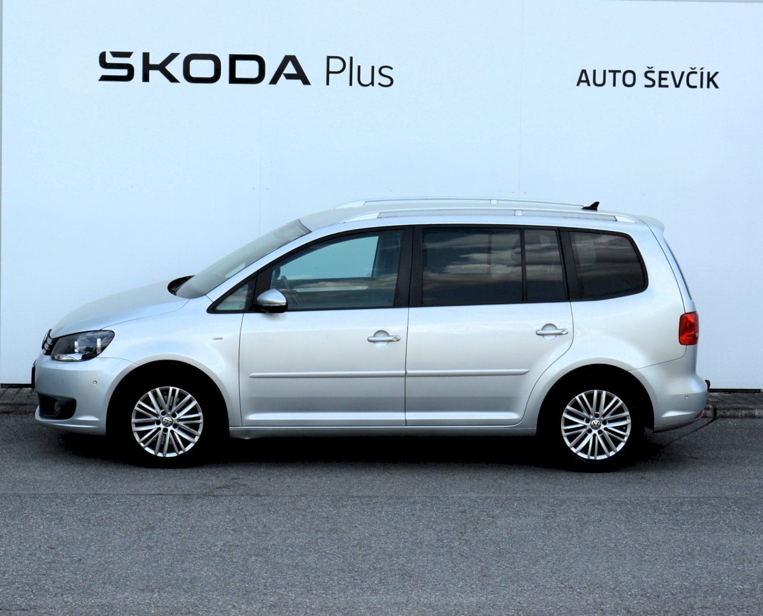 Volkswagen Touran, 2.0 TDI 103 kW Confortline - fotka 3