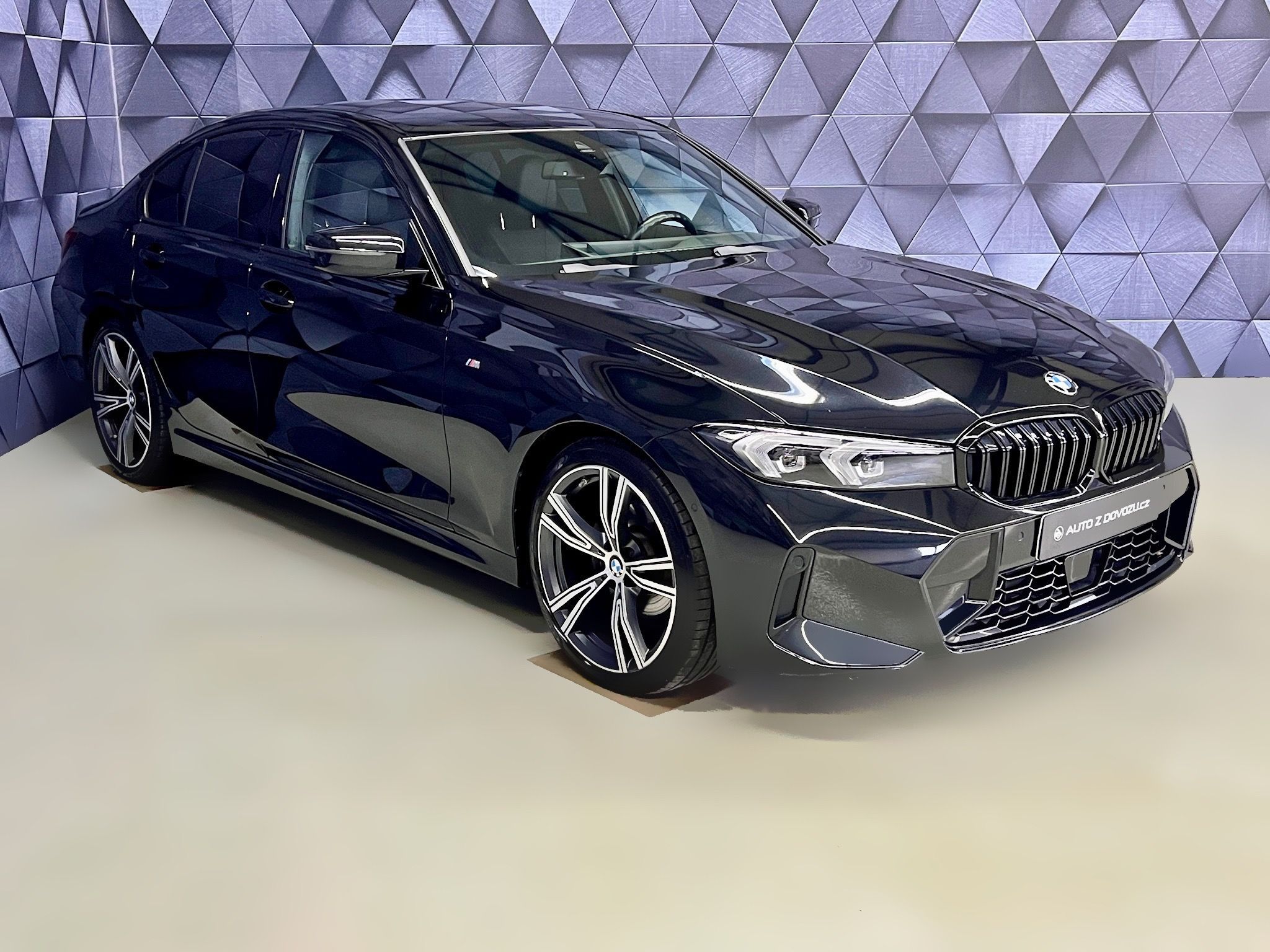 BMW Řada 3, 320d xDrive M-PAKET, EL. TAŽNÉ - fotka 4