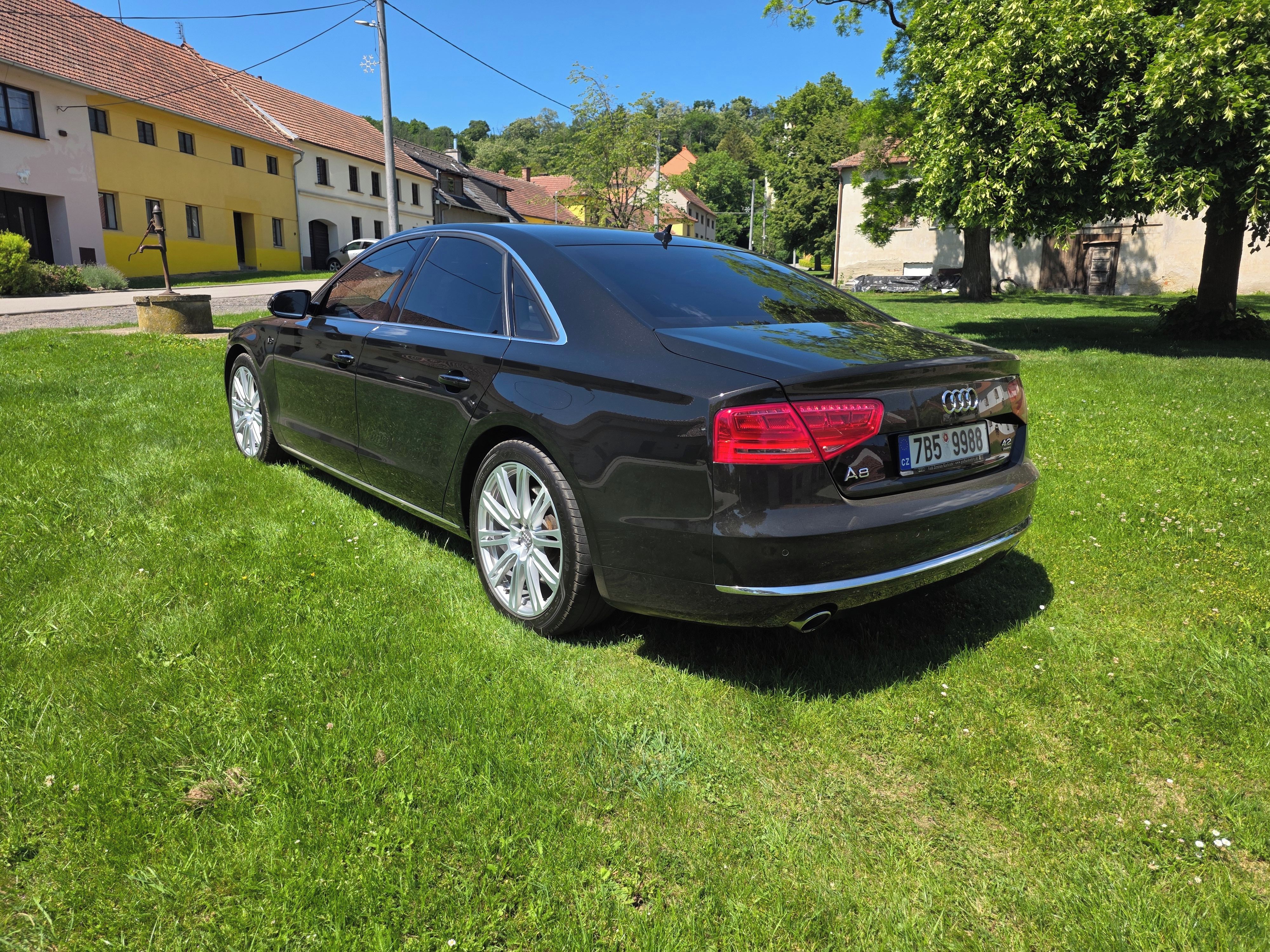 Audi A8, Audi A8 4.2 TDI quattro V8 DPH - fotka 3