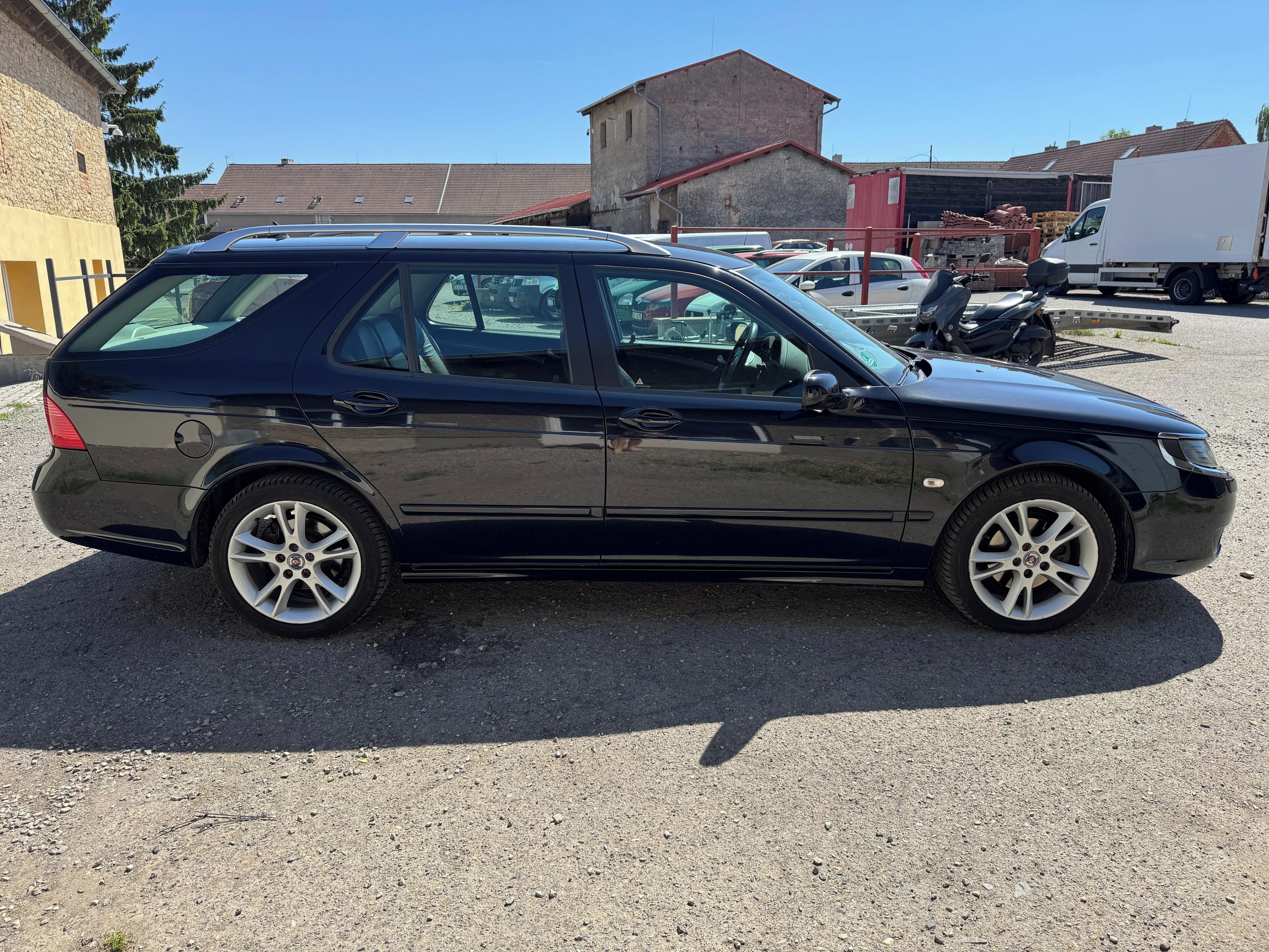 Saab 9-5, ESTATE VECTOR SPORT 1.9TiD A/T - fotka 4