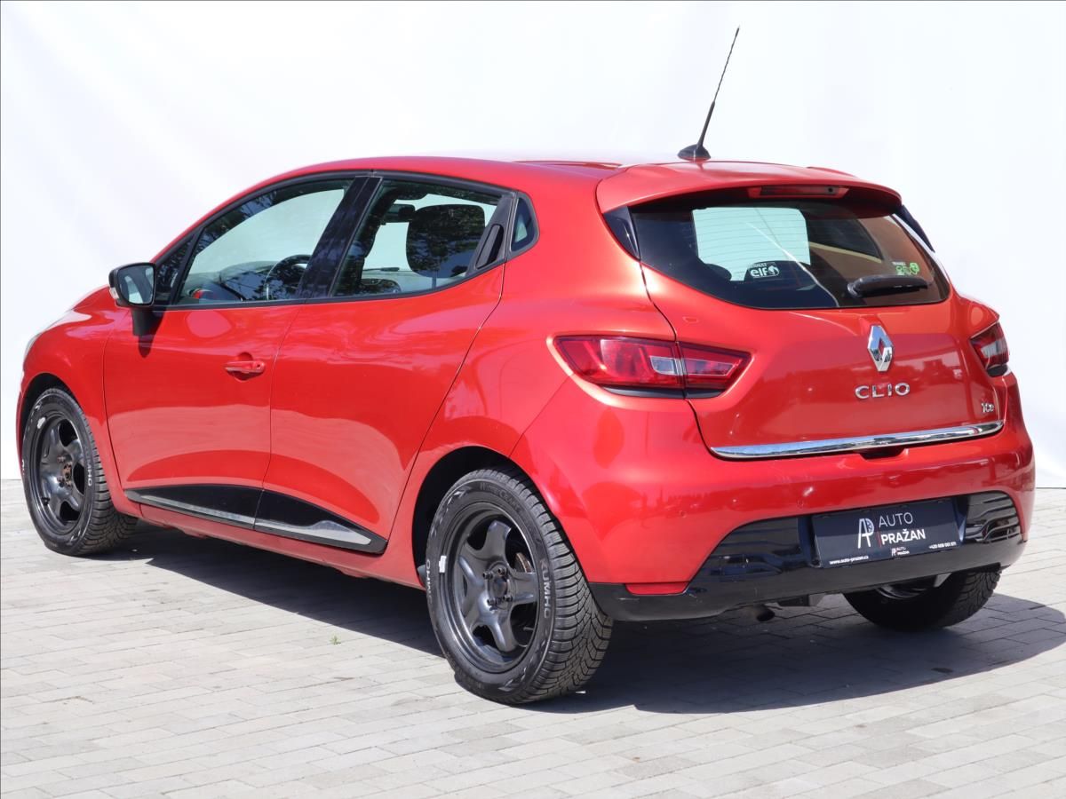 Renault Clio, 0,9 TCe po servise, 2 sady kol - fotka 4