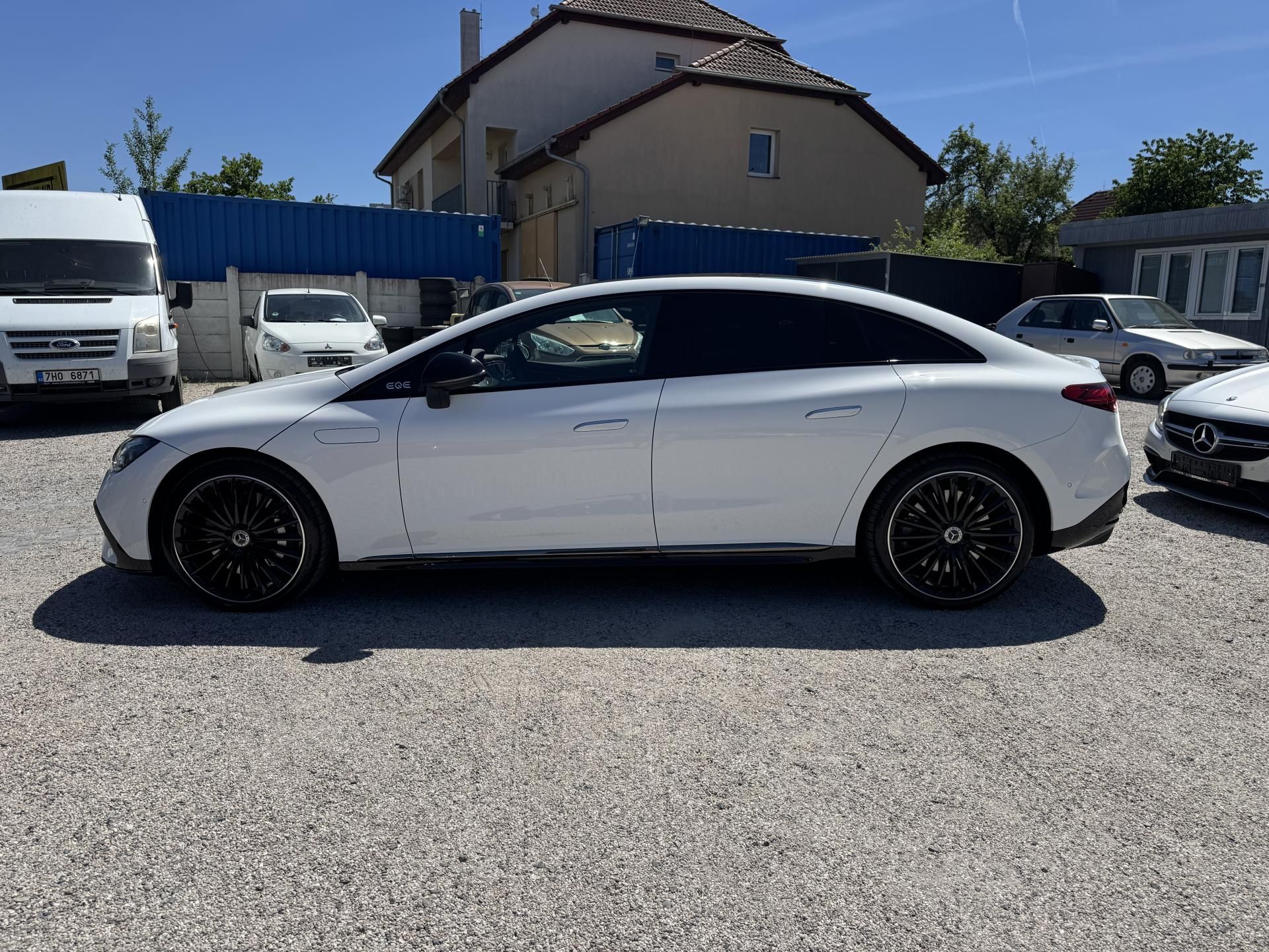 Mercedes-Benz EQE, 500 4-Matic AMG 1.Majitel - fotka 5