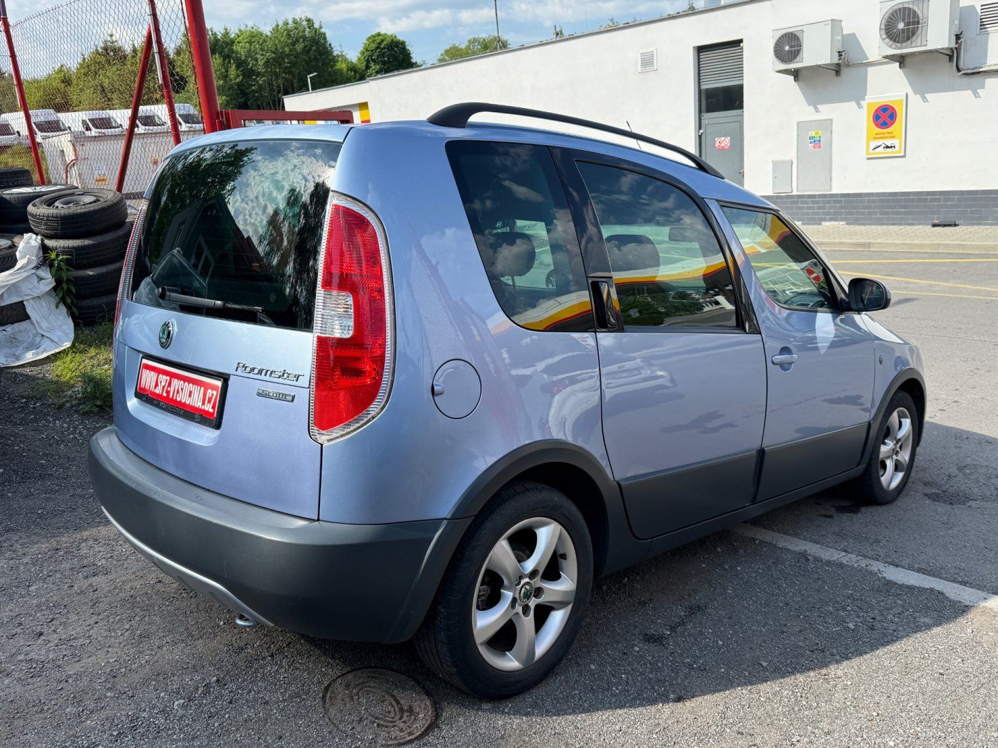 Škoda Roomster, 1.6 Scout - fotka 4
