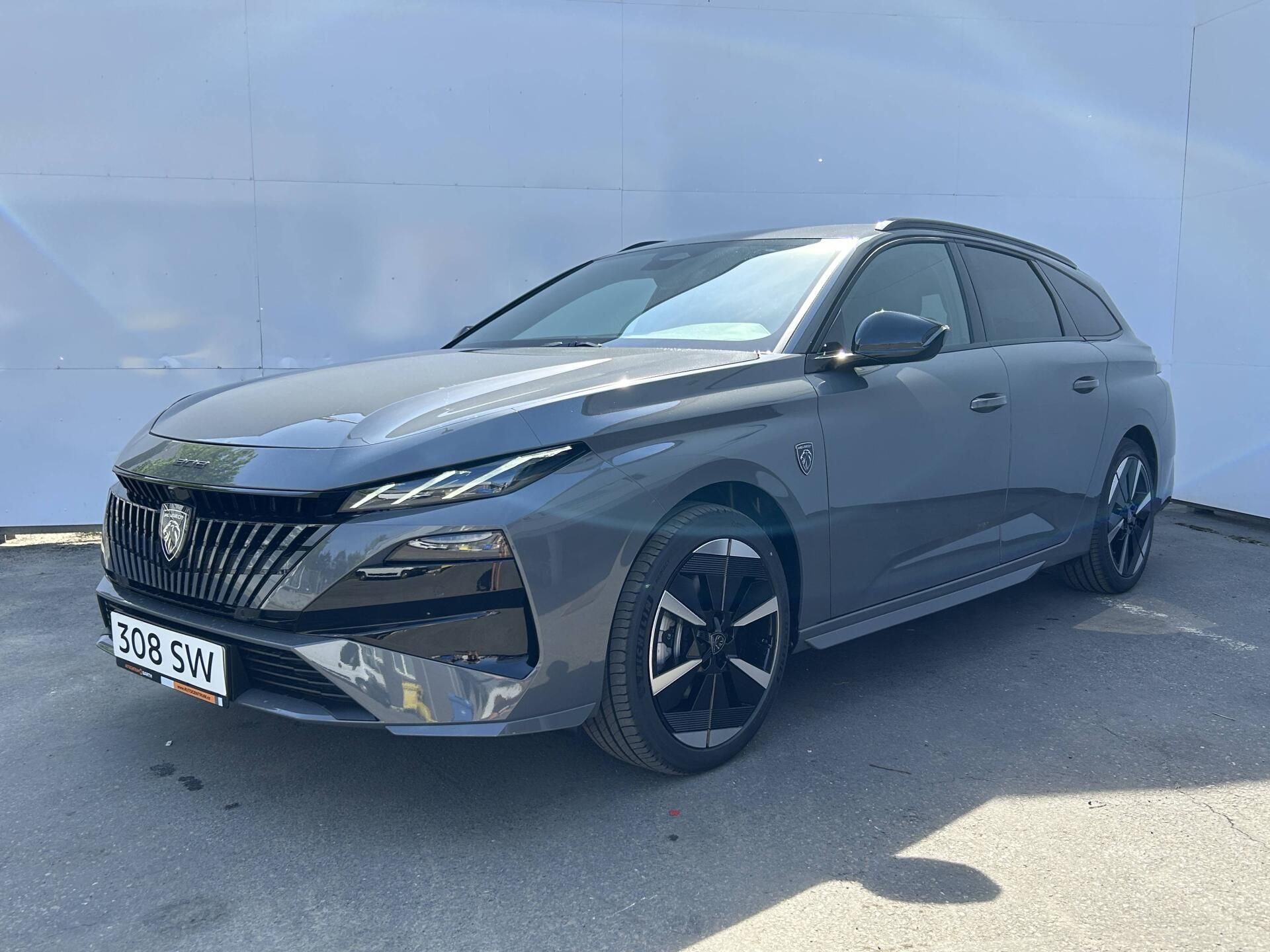Peugeot 308, GT Elektromotor 115 kW / 156 k