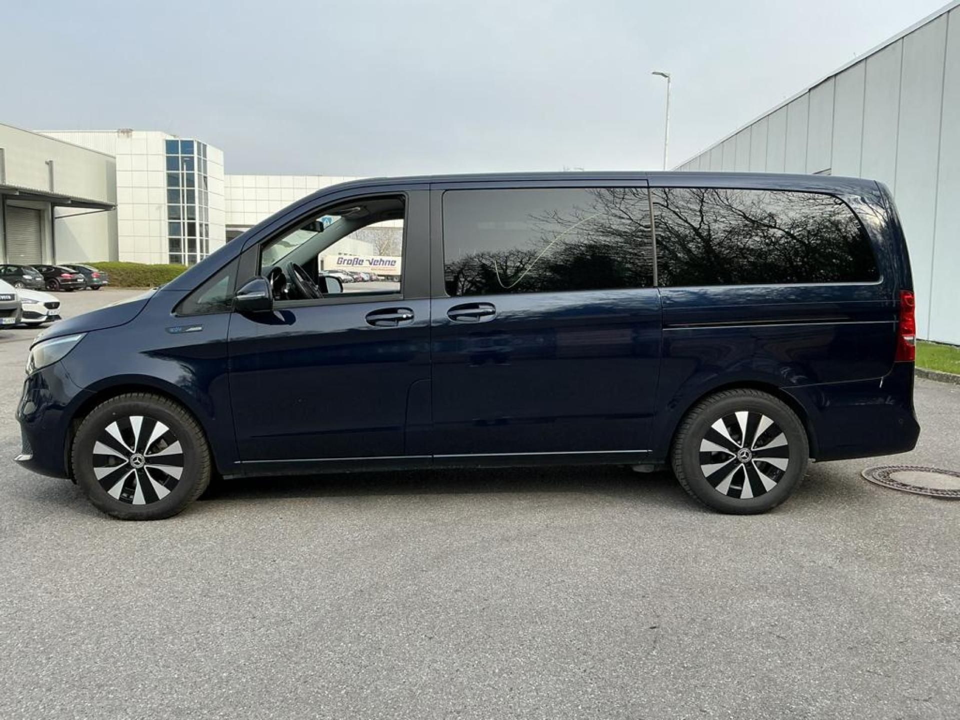 Mercedes-Benz Třídy V, EQV 300 Long - fotka 5