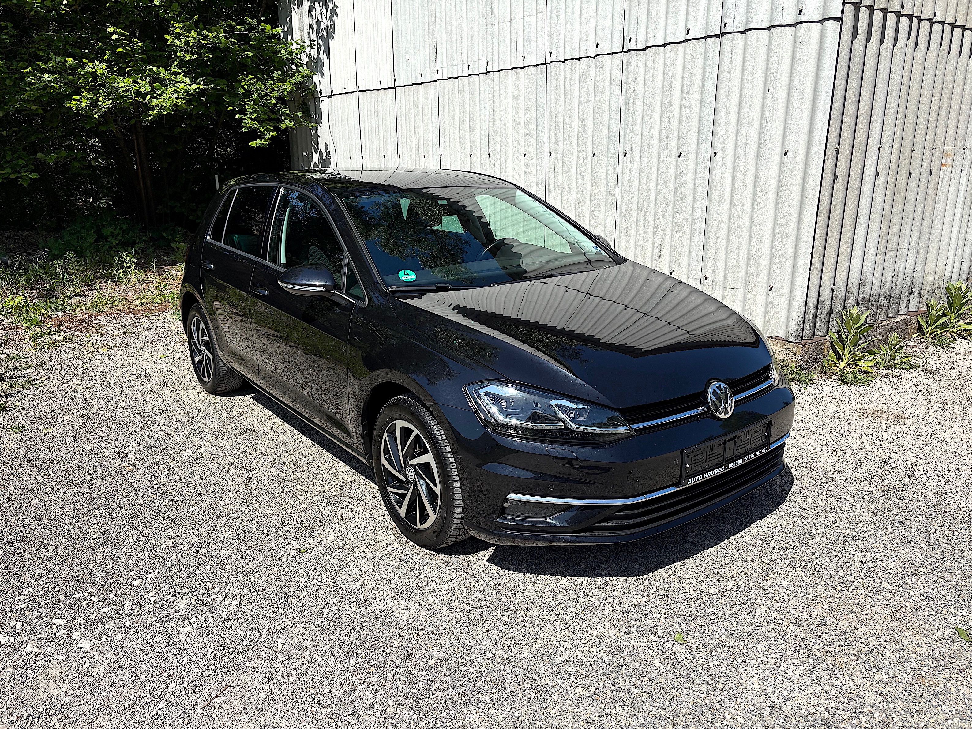 Volkswagen Golf, 1.0 TSi 85 kW LED NAVI KAMERA - fotka 3