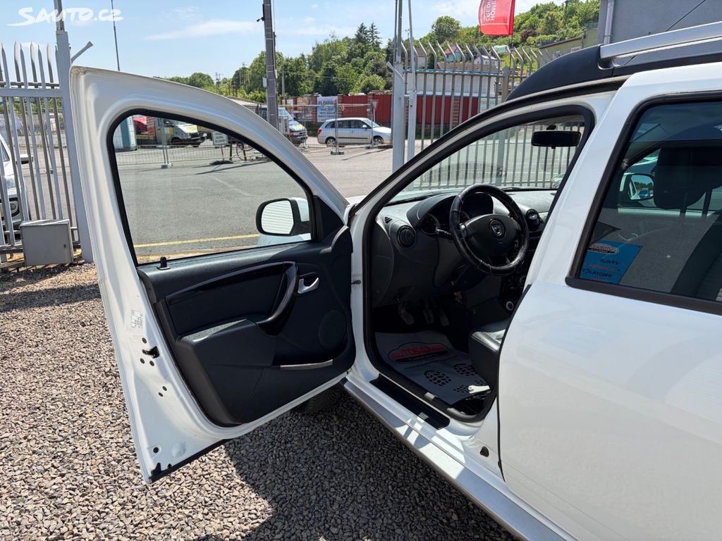 Dacia Duster, 1,6 SERVISKA, 4X4