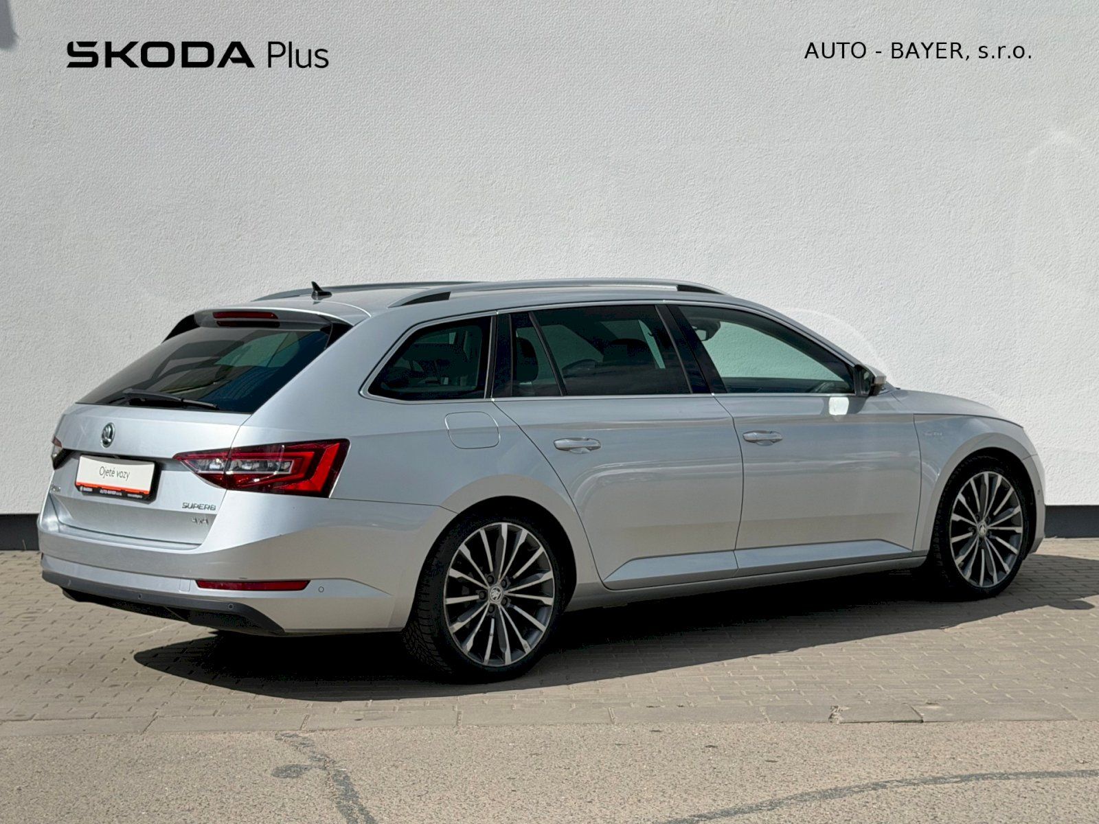 Škoda Superb, Combi 2.0 TDI 140kW 4x4 L&K - fotka 2