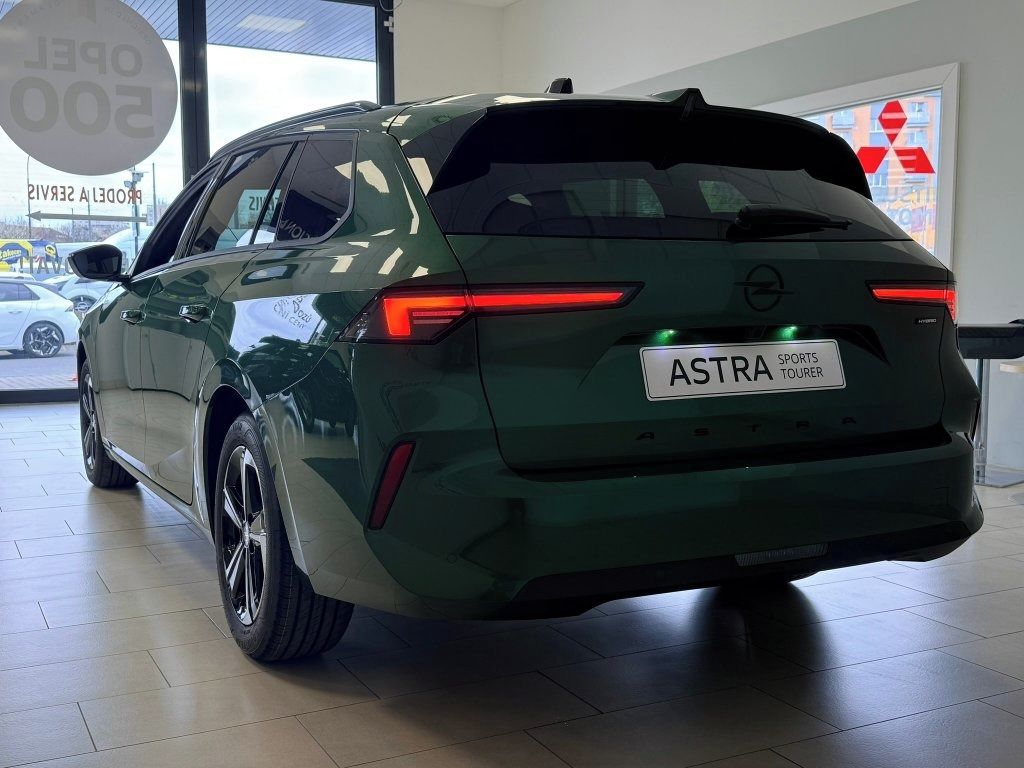 Opel Astra, Nová Astra ST Edition Hybrid - fotka 5