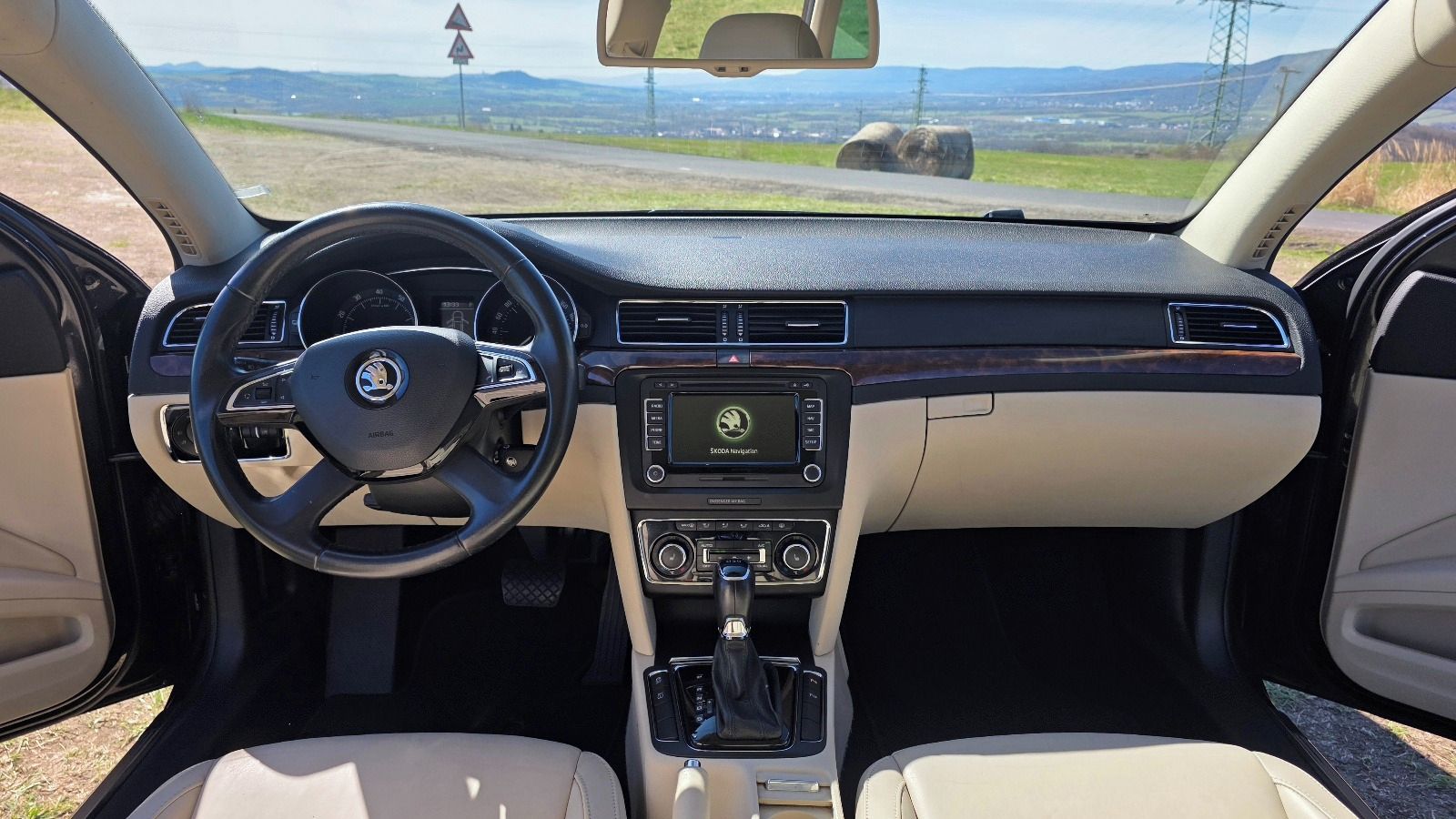 Škoda Superb - fotka 4