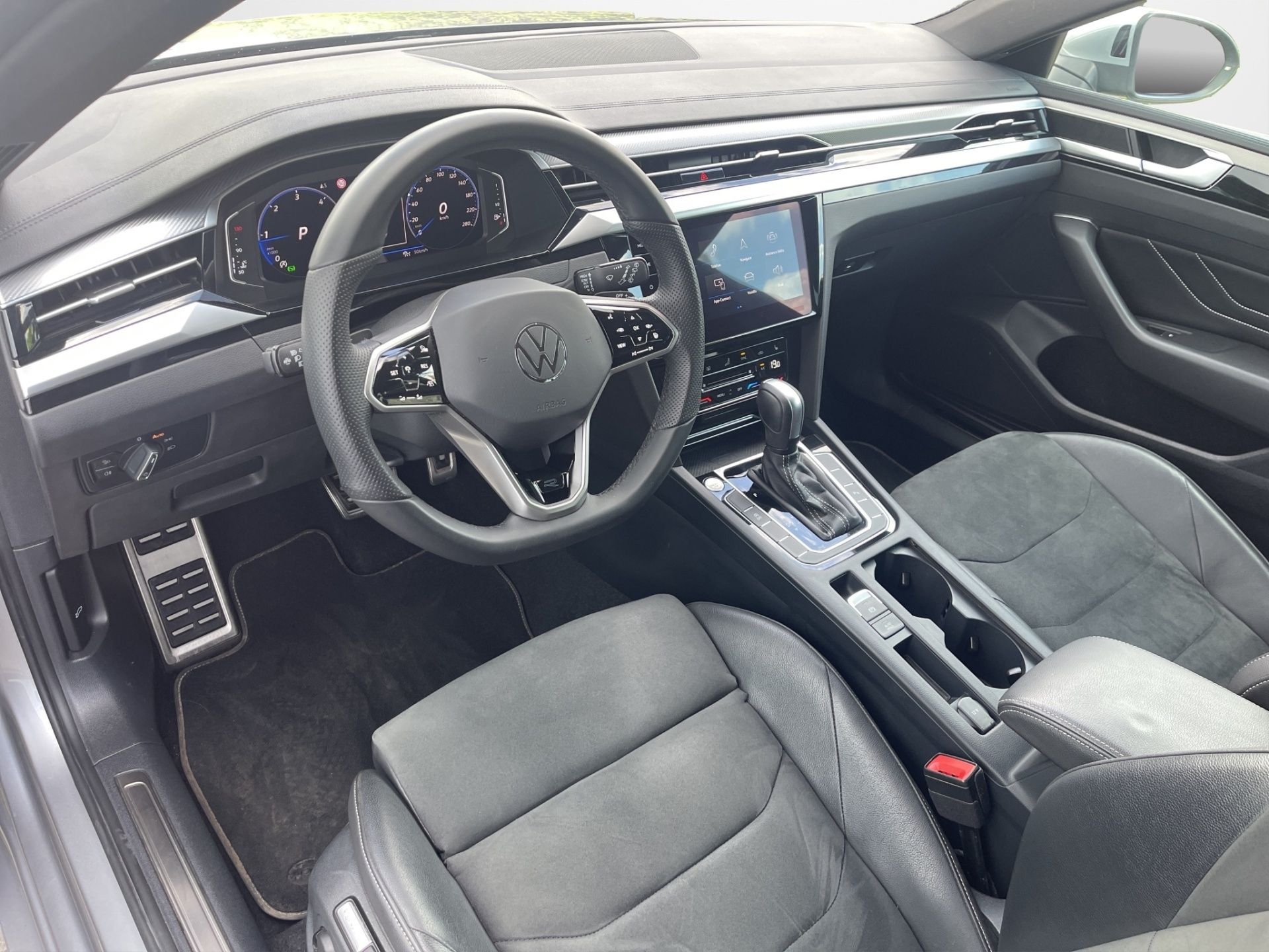 Volkswagen Arteon Shooting Brake, R-Line 2.0 TDI 147 kW 4MOT DSG - fotka 5