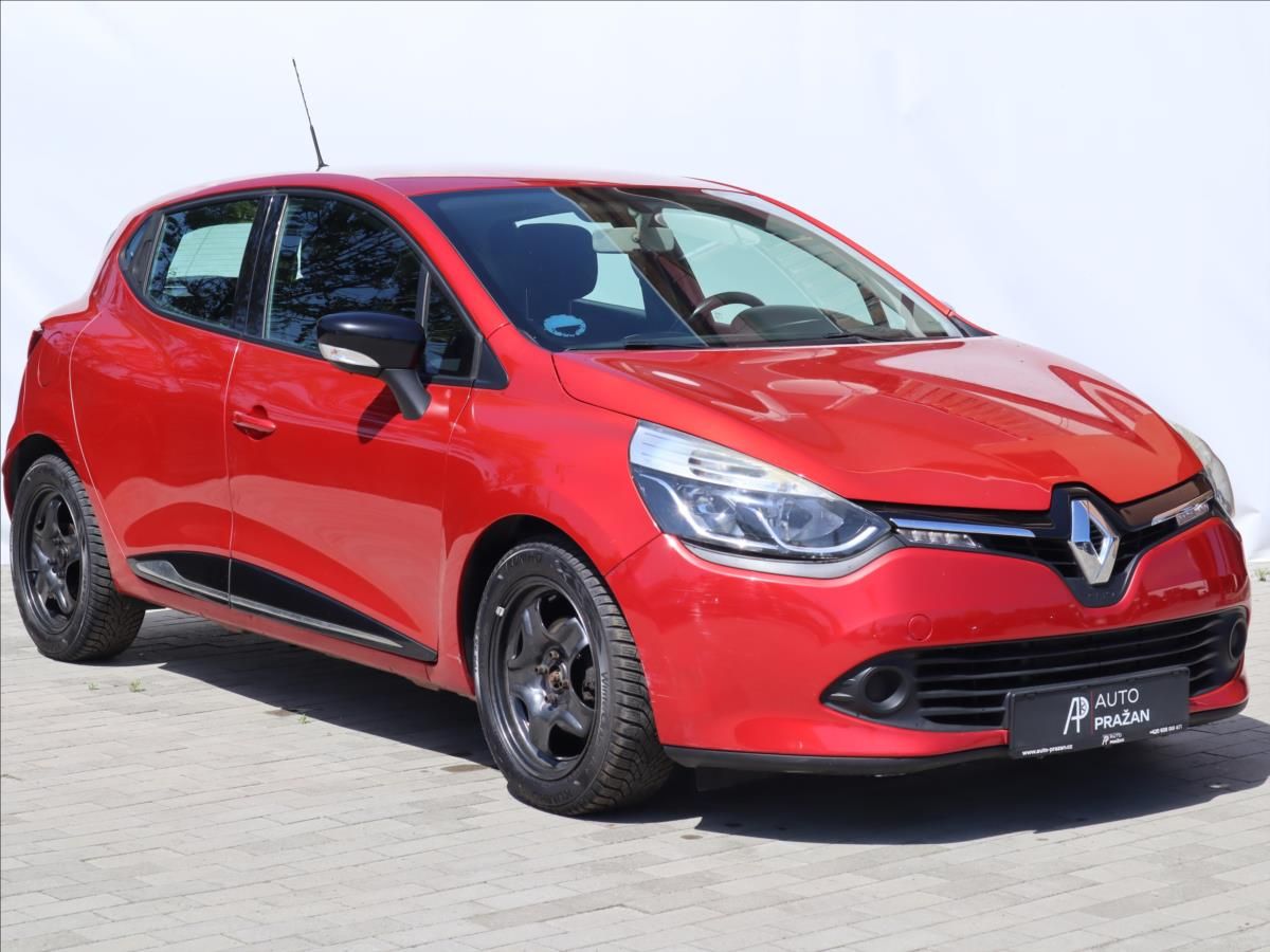 Renault Clio, 0,9 TCe po servise, 2 sady kol