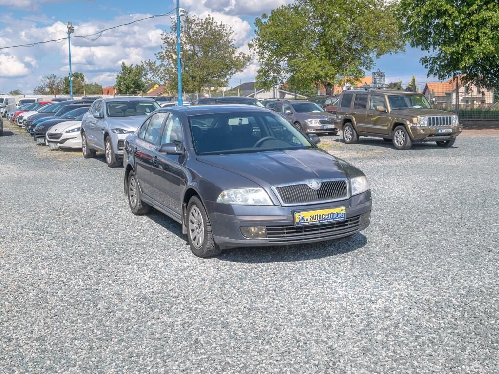 Škoda Octavia, ČR 2.0TDI 103KW man – DIGI - fotka 3