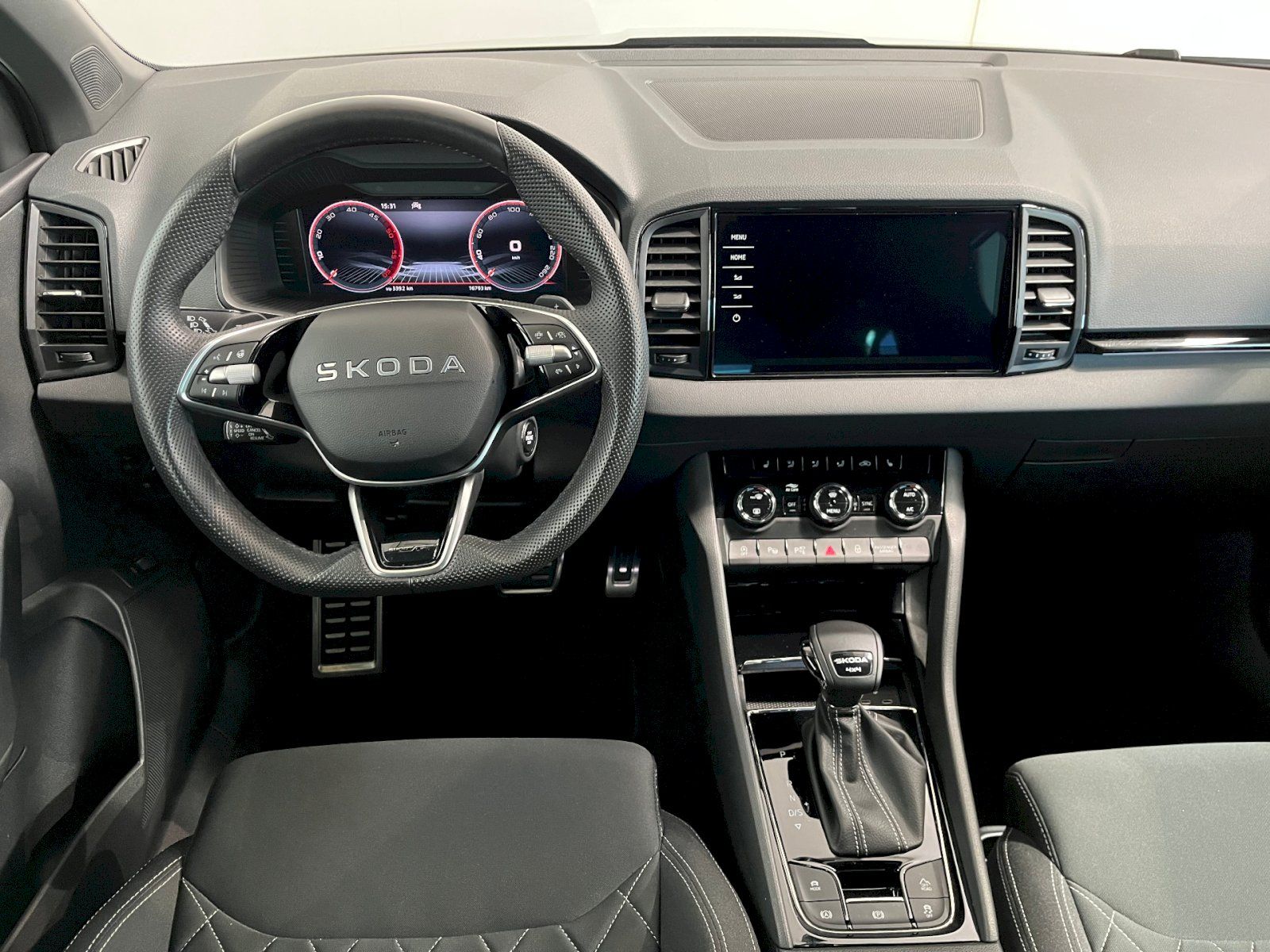 Škoda Karoq, 2.0 TDI 110 kW 4X4 A7A Sportli - fotka 5