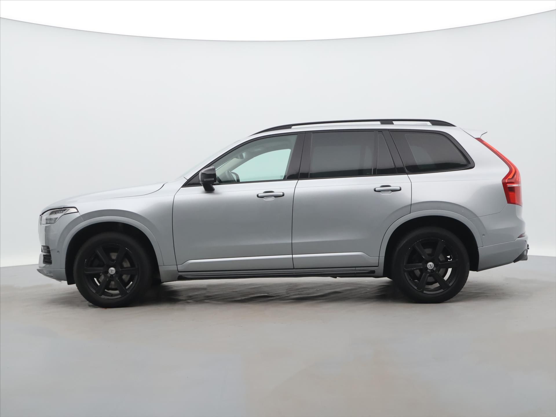 Volvo XC90, 2,0 D5 AWD 165kW Inscription - fotka 4