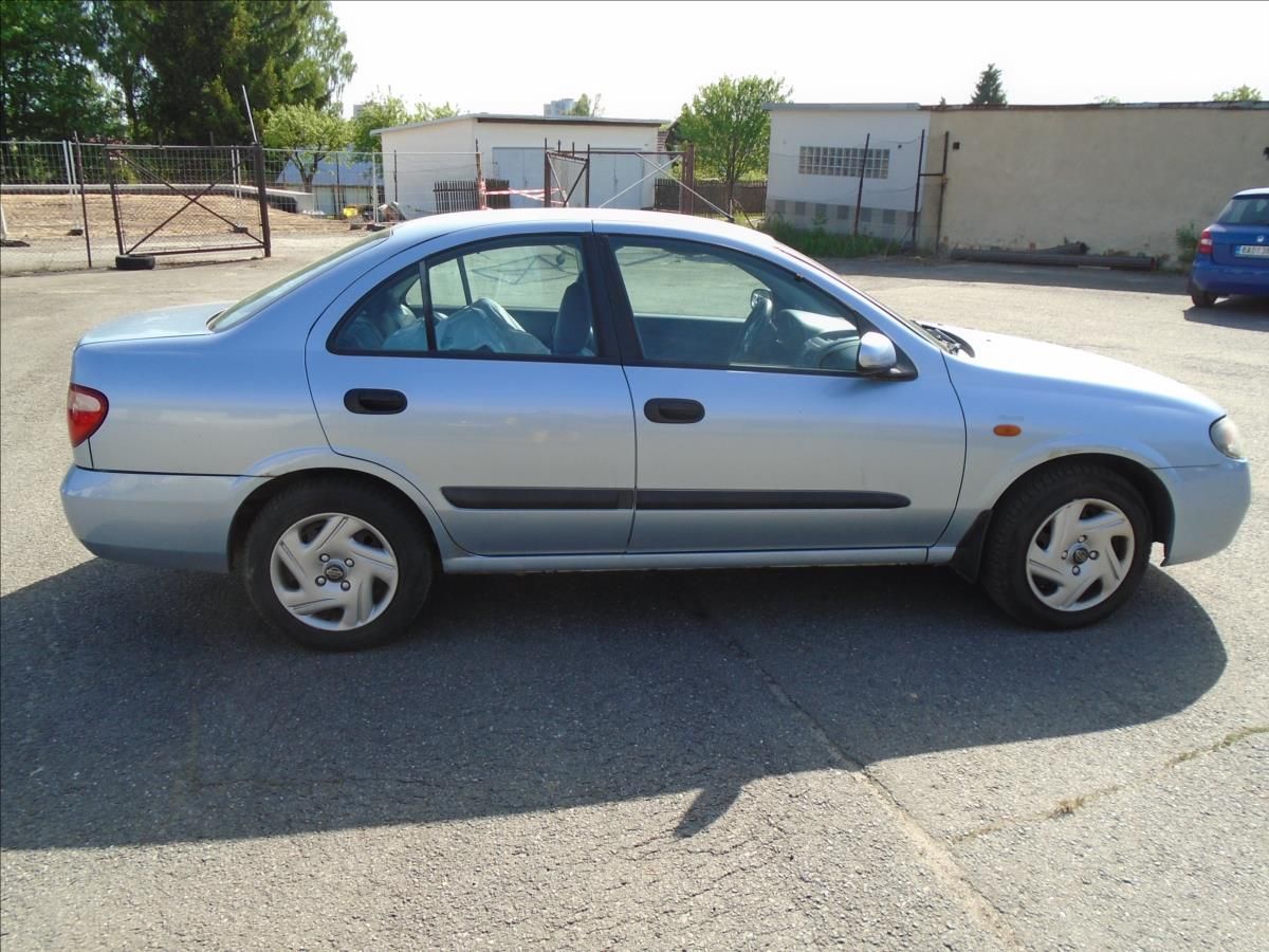 Nissan Almera, 1,5 - fotka 5