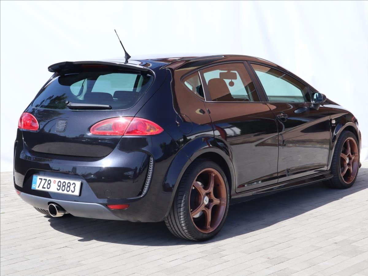 Seat Leon, 2,0 TFSi (BWA) FR line - fotka 6