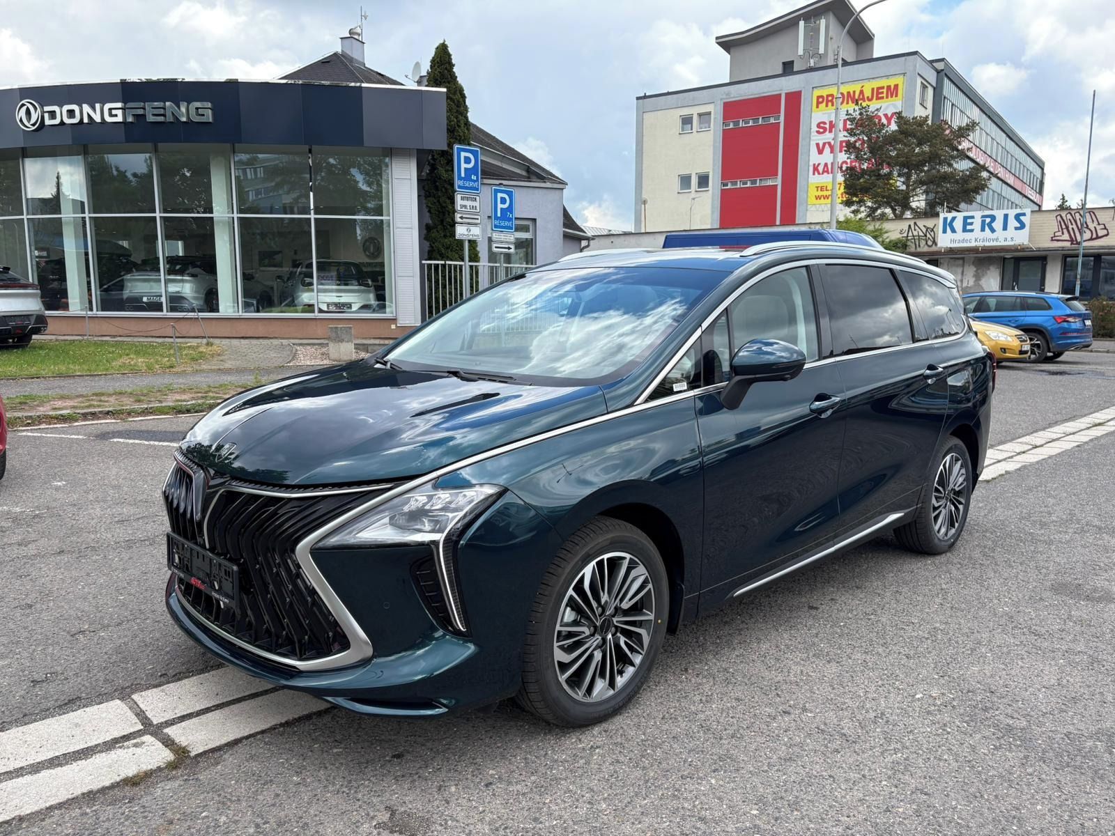 Dongfeng U-Tour, 1.5T 7DTC Exclusive FR URBAN