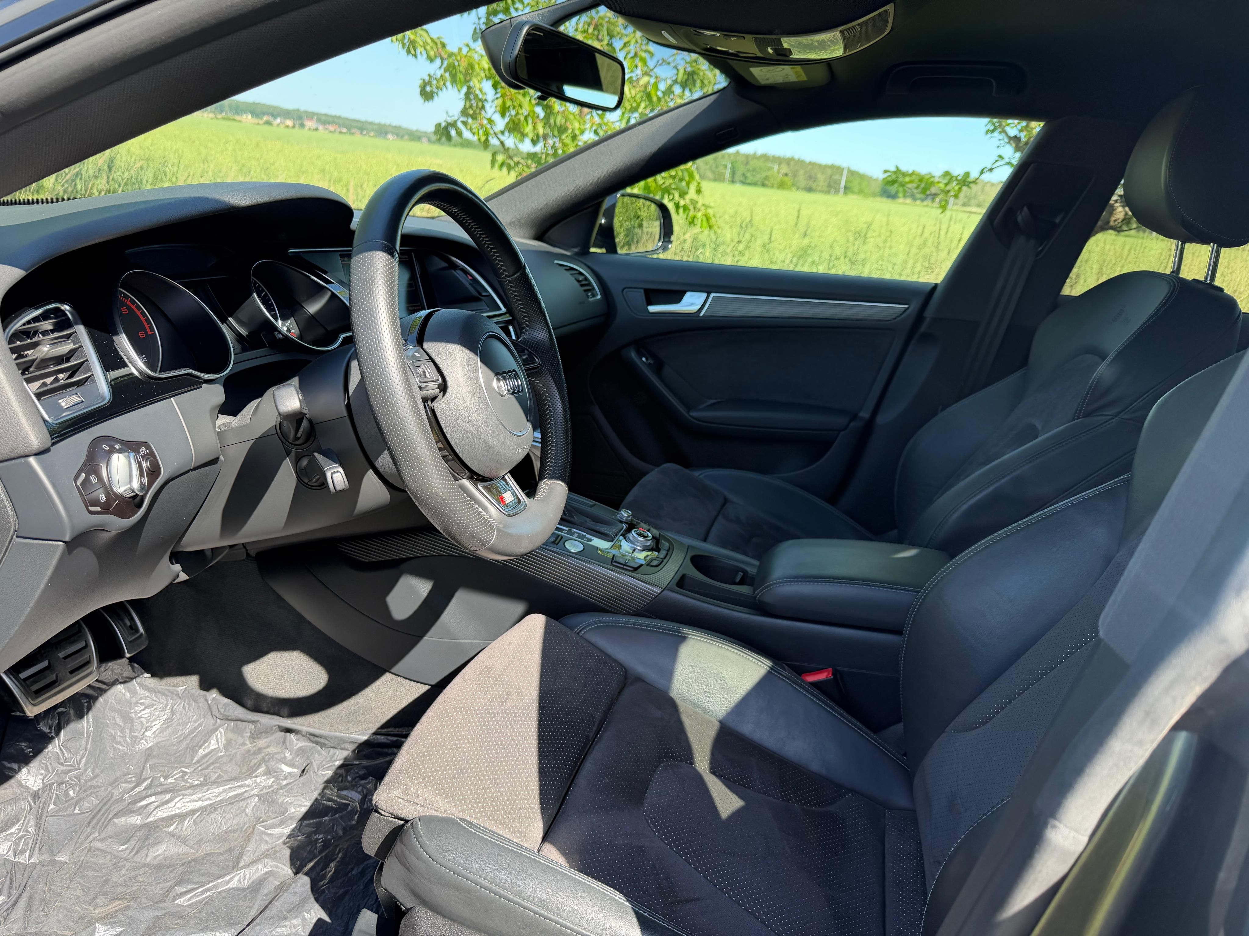 Audi A5, 3,0TDi 4x4/Sportback/S-line/ - fotka 5