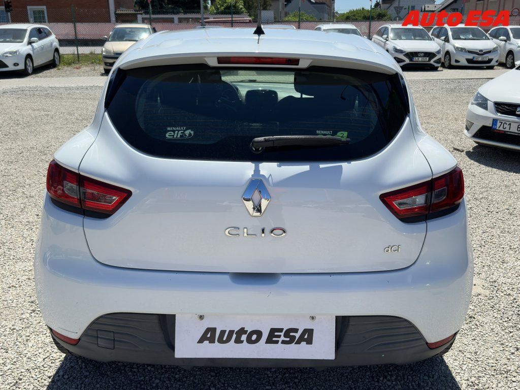 Renault Clio, 1.5d,navi,AC - fotka 5