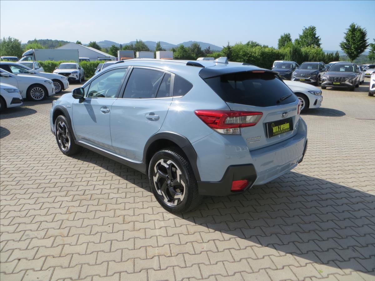 Subaru XV, 2,0 i Executive ES Lineartroni - fotka 5