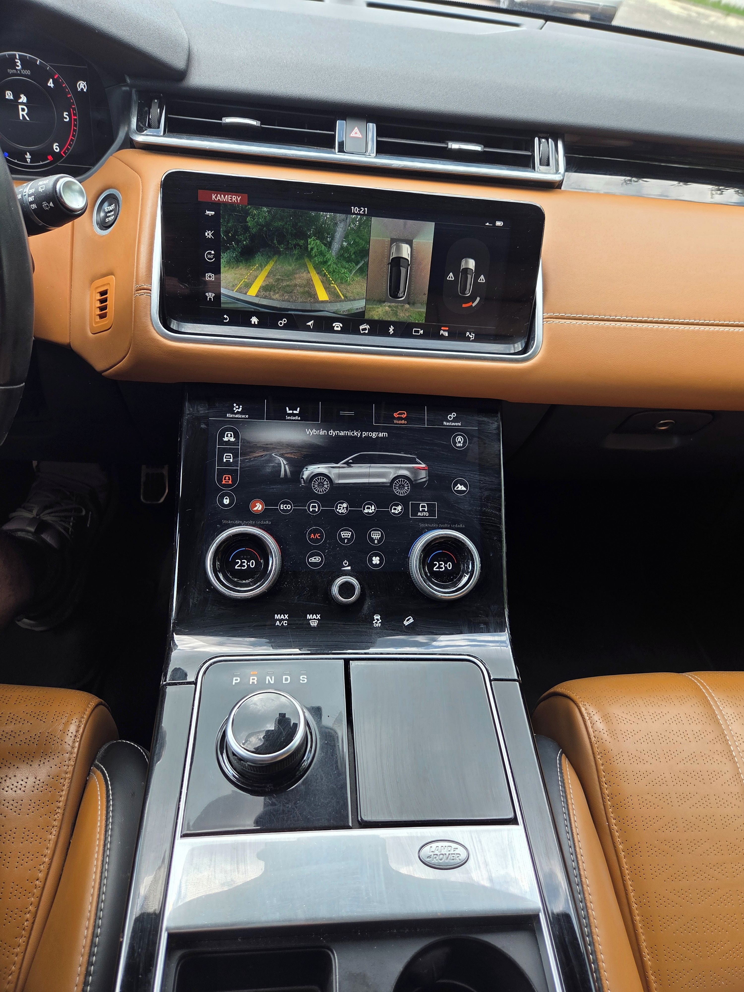Land Rover Range Rover Velar - fotka 5