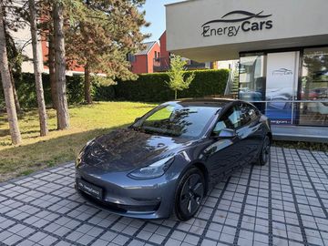 Long Range AWD Tažné