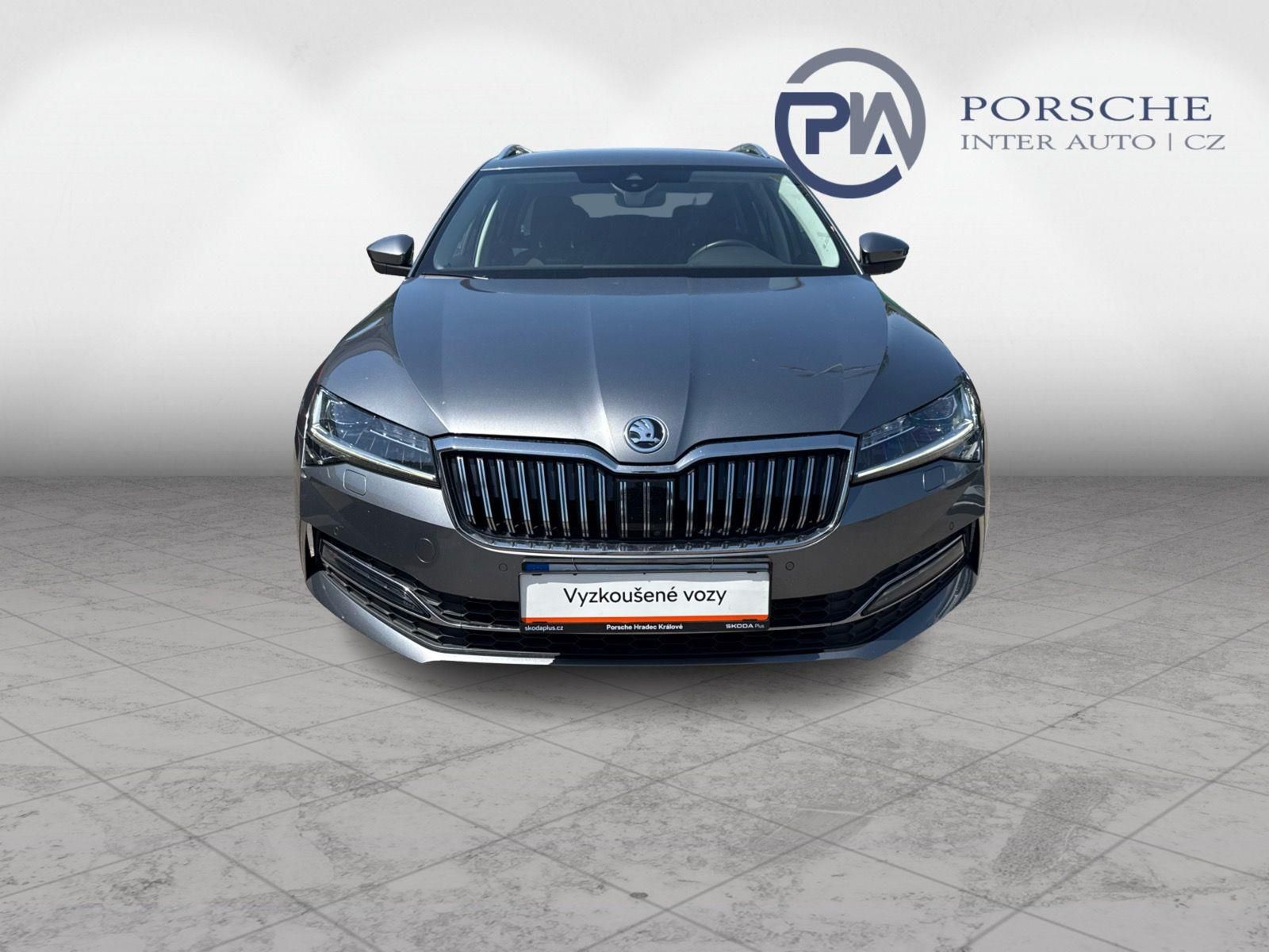 Škoda Superb, L&K 2.0 TSI 140kw DSG Combi - fotka 4
