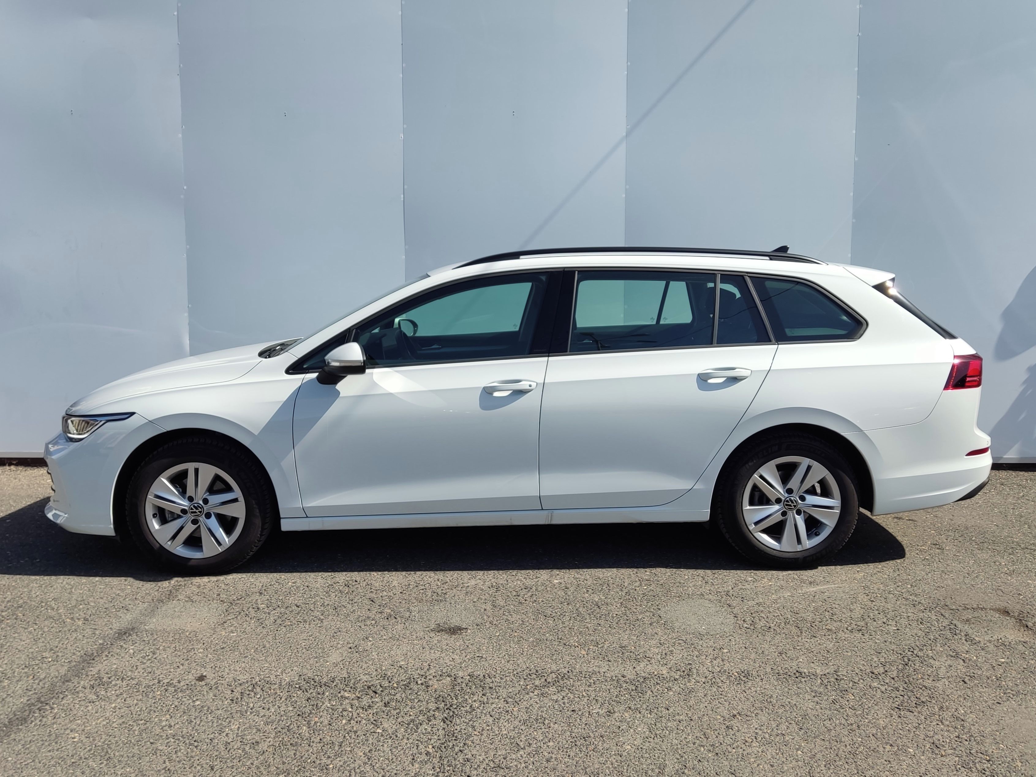 Volkswagen Golf, Variant 1.5 TSI 110 kW Life - fotka 3