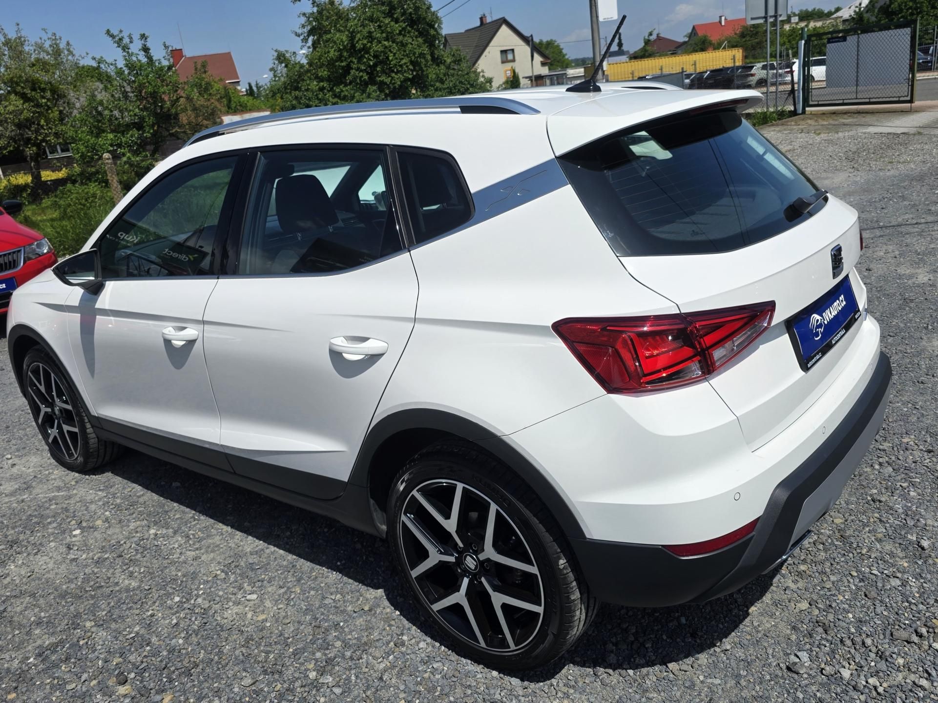 Seat Arona, FR 1.5 TSI 110KW FULL LED NAVI - fotka 4