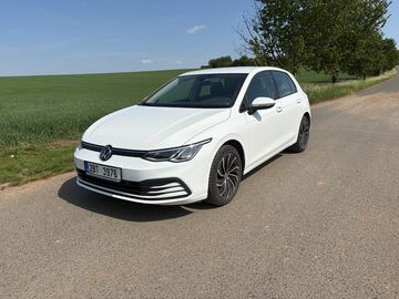 1.0 TSI, 81 kW