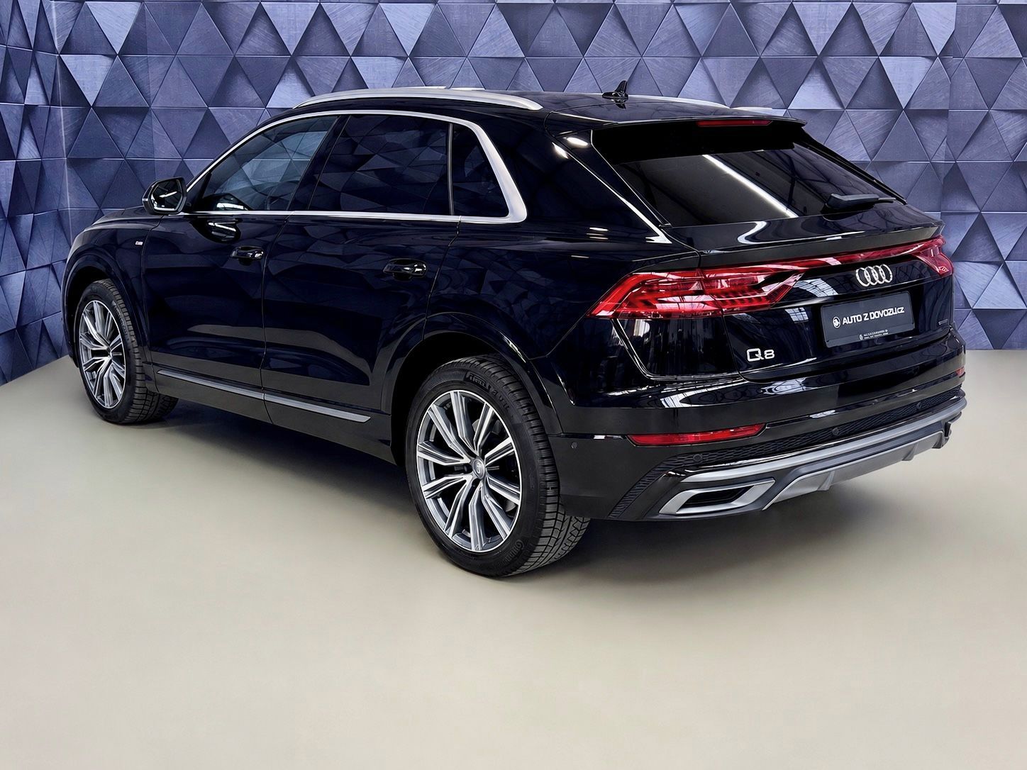 Audi Q8, 50TDI QUATTRO S-LINE, VZDUCH, - fotka 5