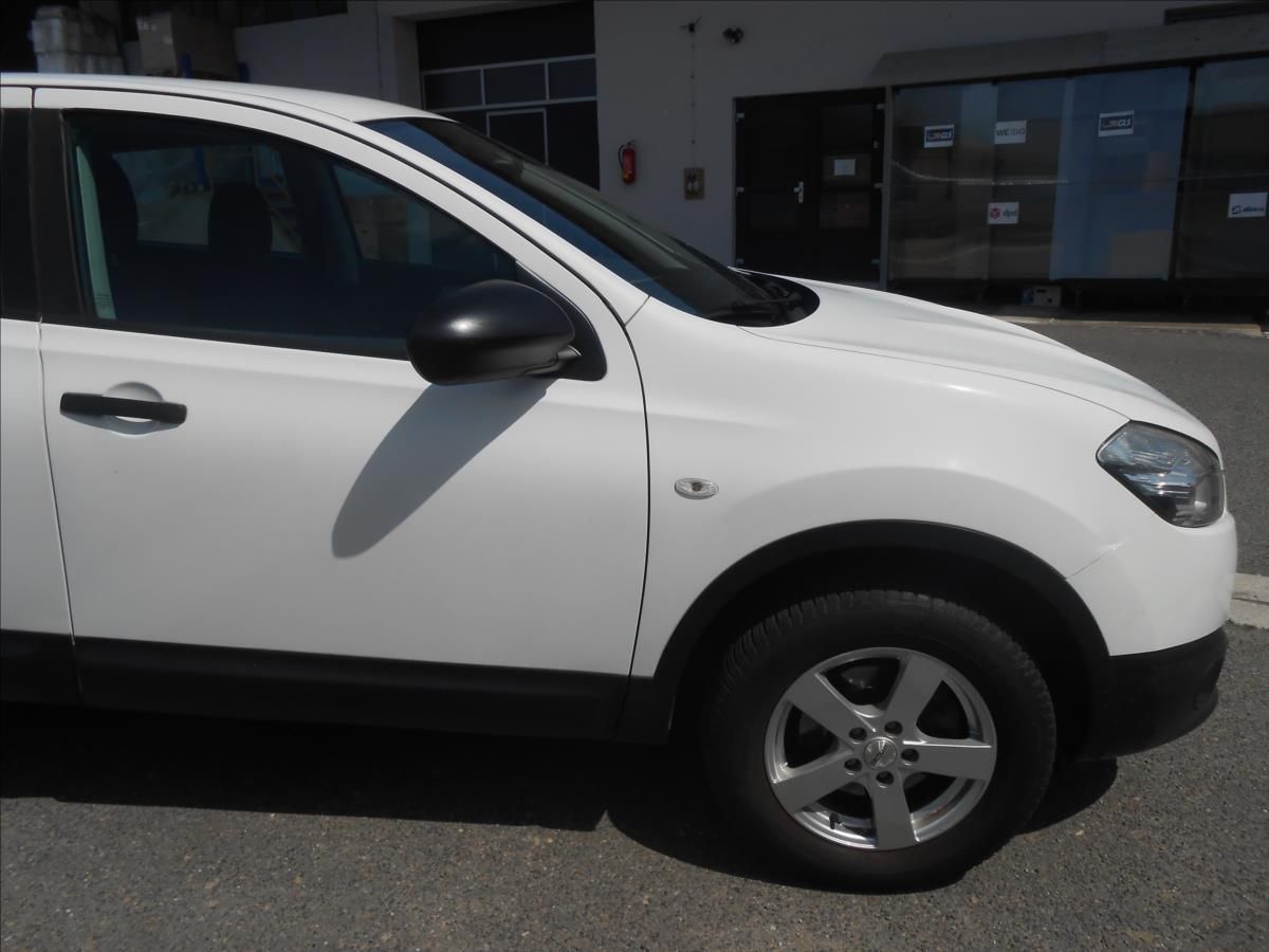 Nissan Qashqai, 1,6 16V 86Kw - fotka 4