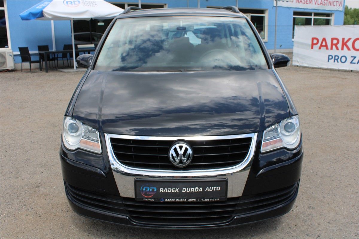 Volkswagen Touran, 1,9 TDI  KLIMATIZACE,TEMPOMAT - fotka 2