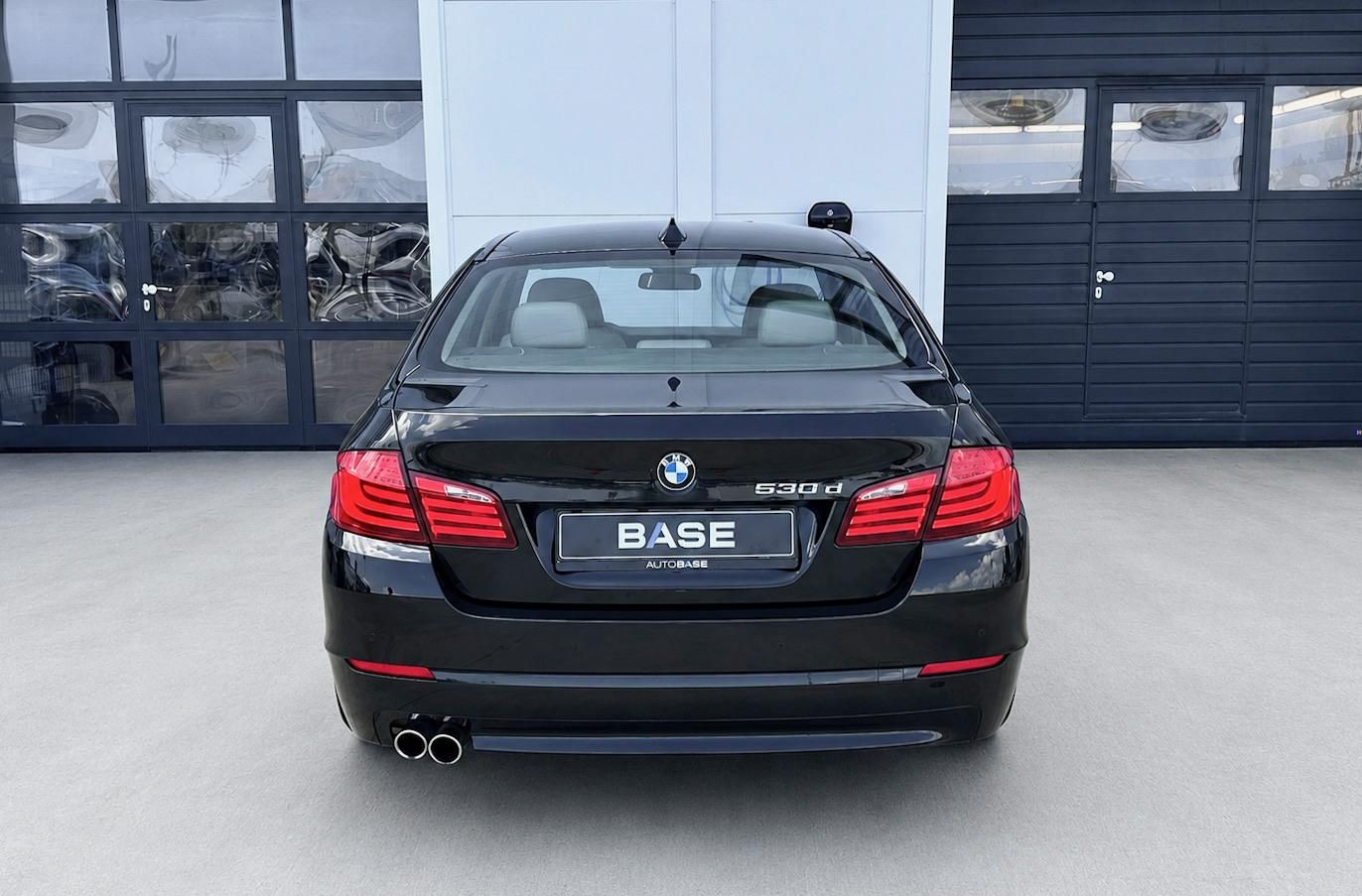 BMW Řada 5, 530d Head-Up, Hi-Fi - fotka 5