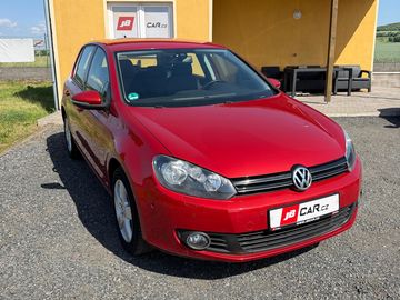 1.2 TSI 77 kW NAVI VÝHŘEV 1.M