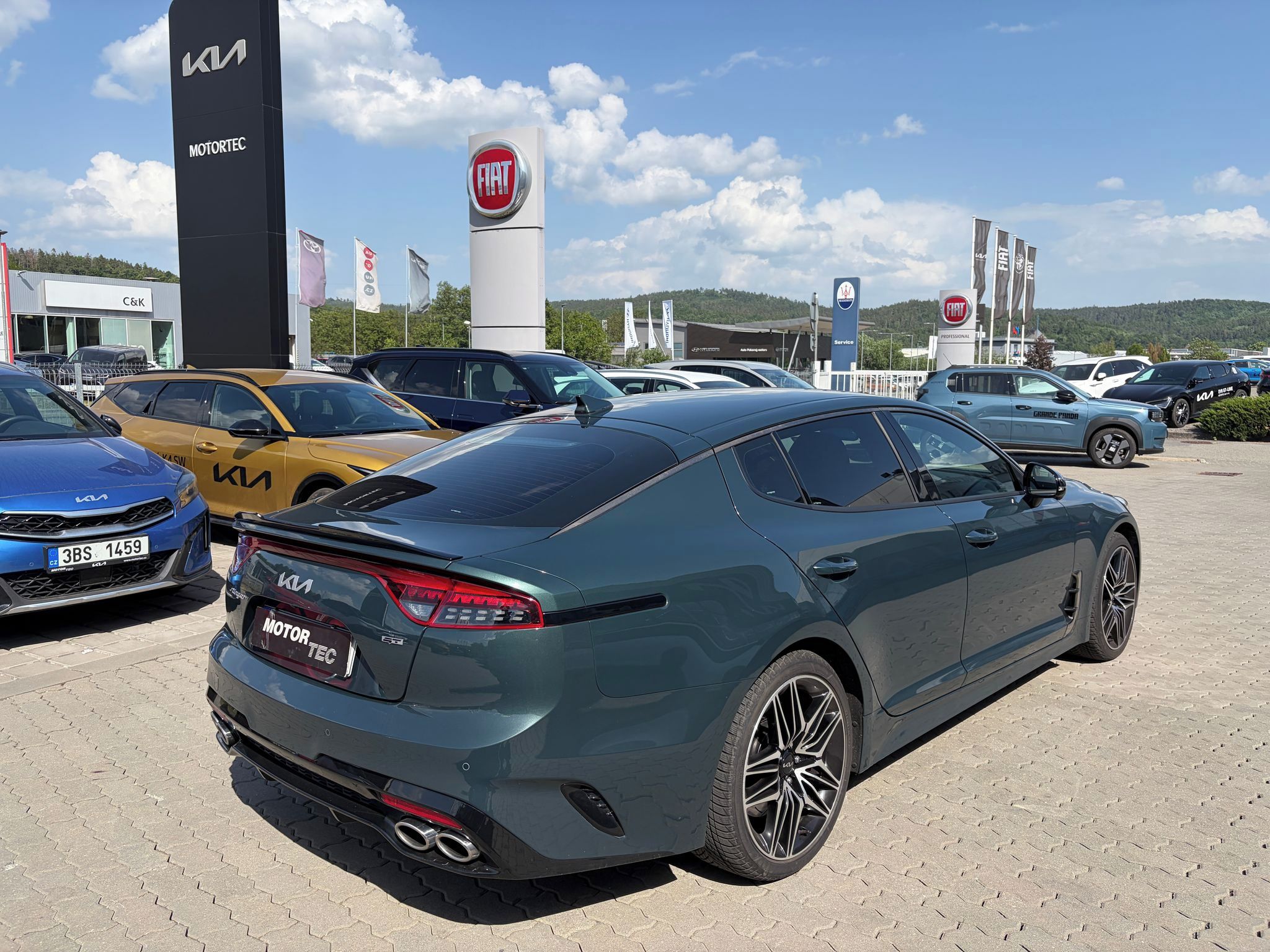 Kia Stinger, 3.3 V6 T-GDI 4WD GT - fotka 3