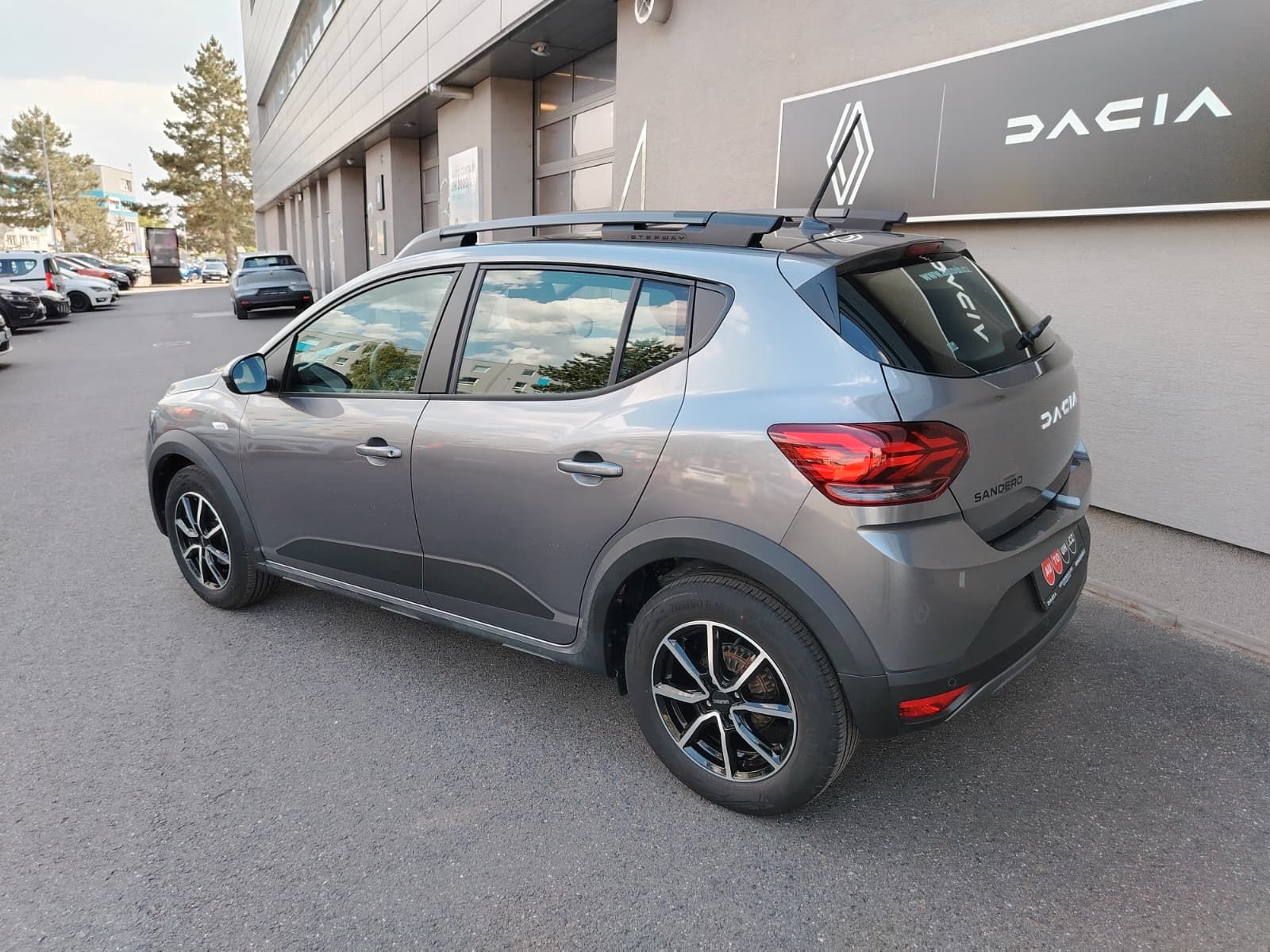 Dacia Sandero, Stepway Expression TCe 90 - fotka 3