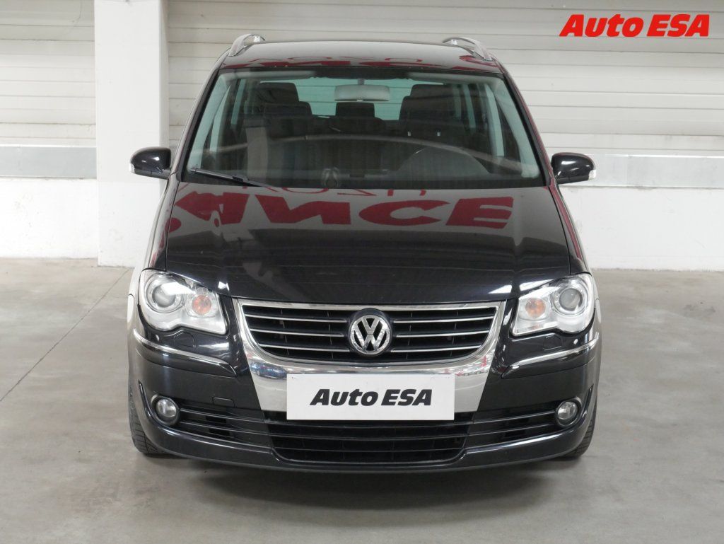 Volkswagen Touran, 2.0 TDI - fotka 2